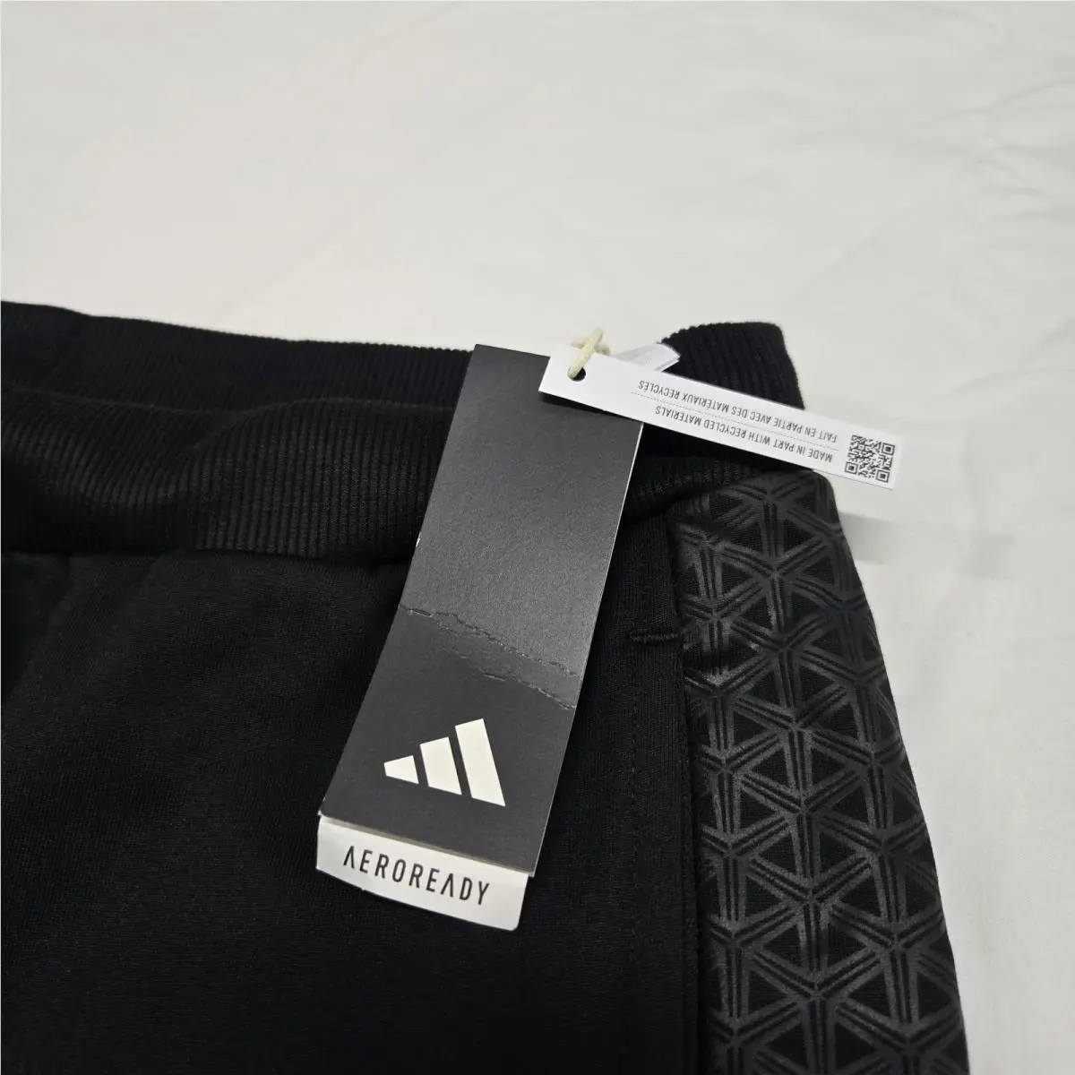 Adidas clothing - HR5142 - HR5142 - Black 2