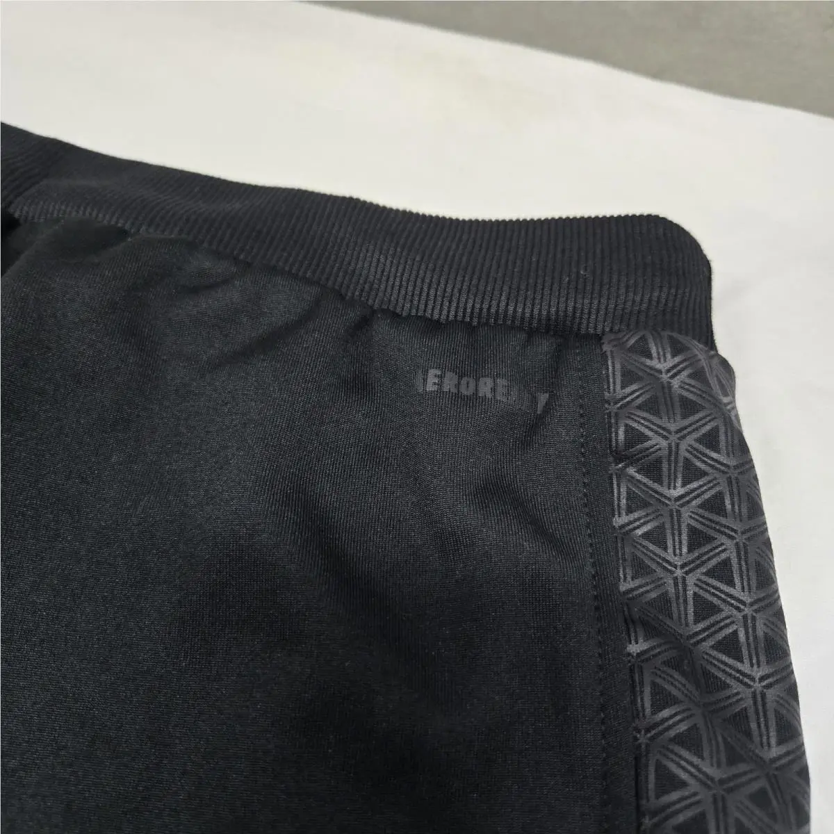 Adidas clothing - HR5142 - HR5142 - Black 7
