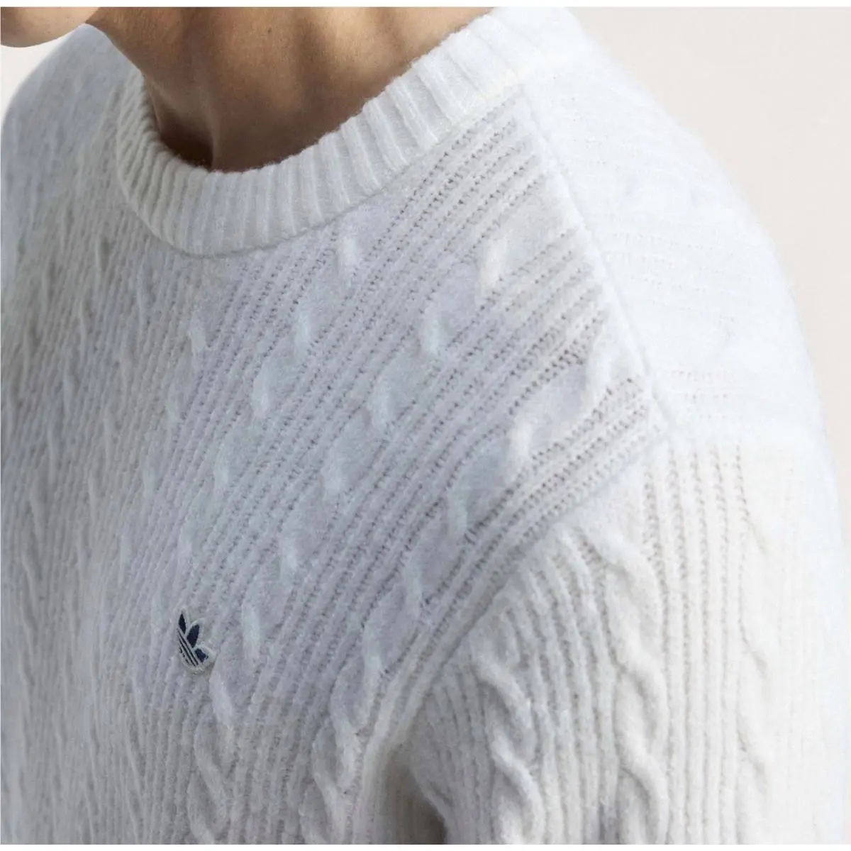 Adidas clothing - White 0