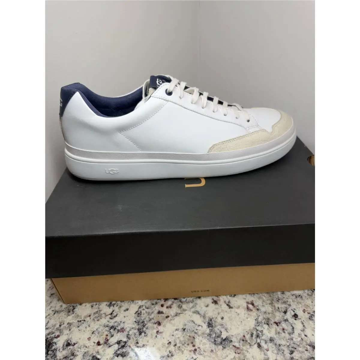 UGG shoes - White 4