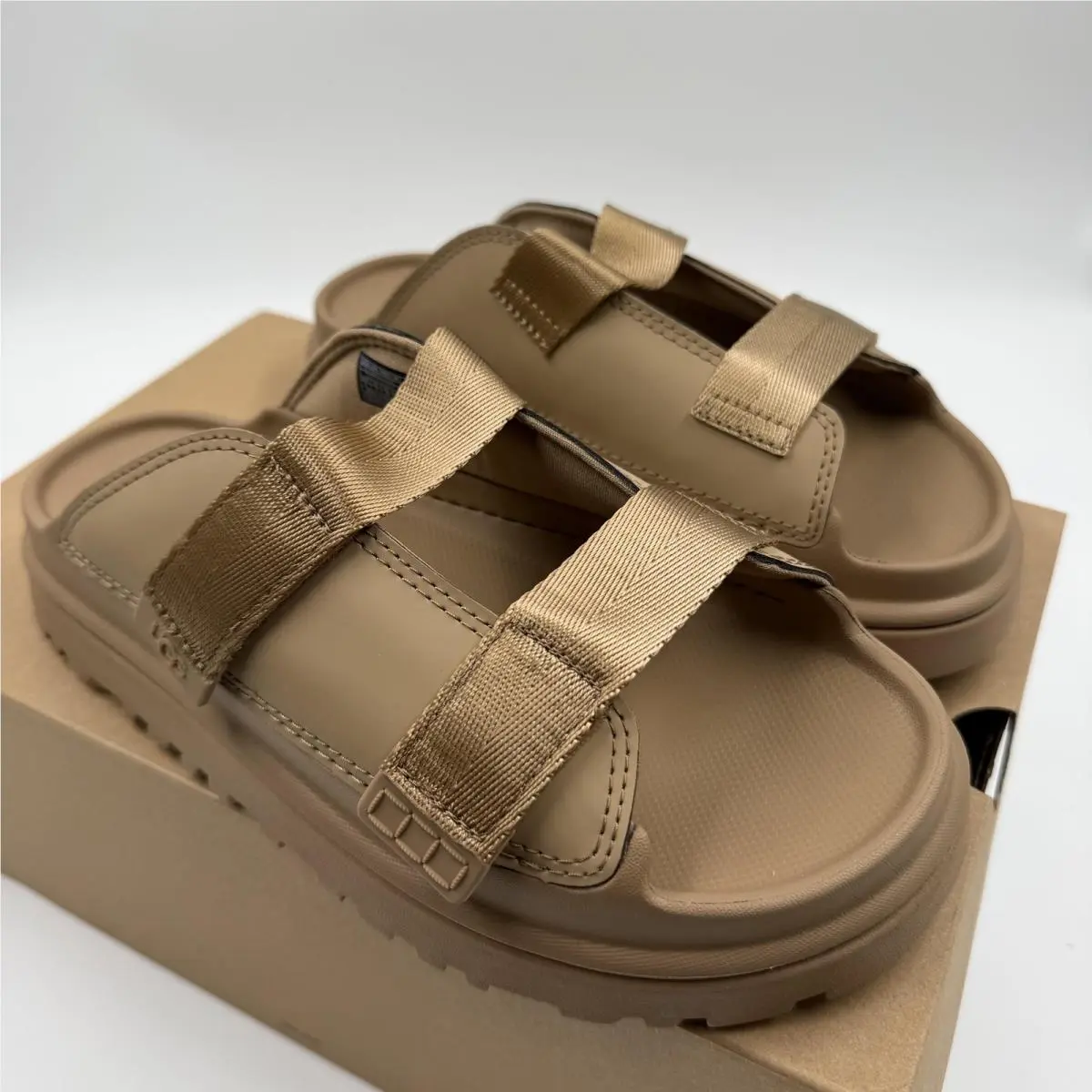 UGG shoes - UGG K Goldenglow Slide - Goldenglow Slide - Beige 2