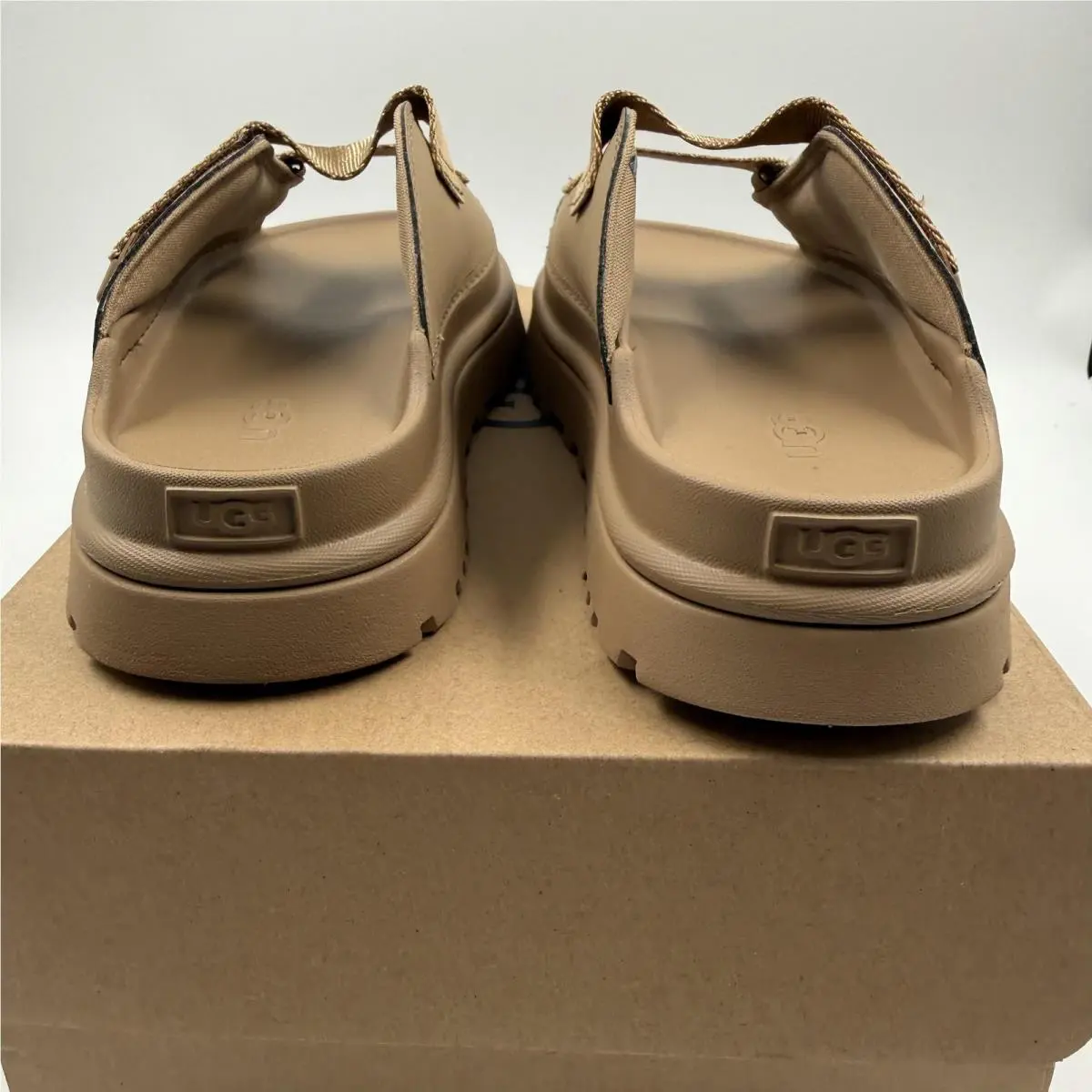 UGG shoes - UGG K Goldenglow Slide - Goldenglow Slide - Beige 4