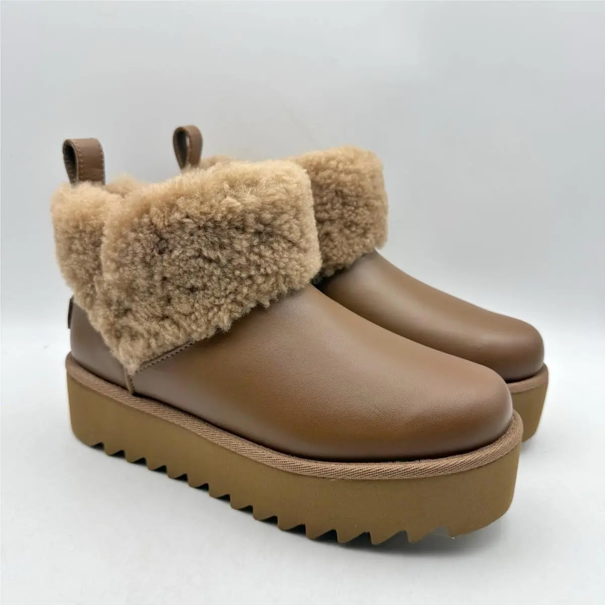 UGG shoes - Brown (UPC: 197634552439) 3