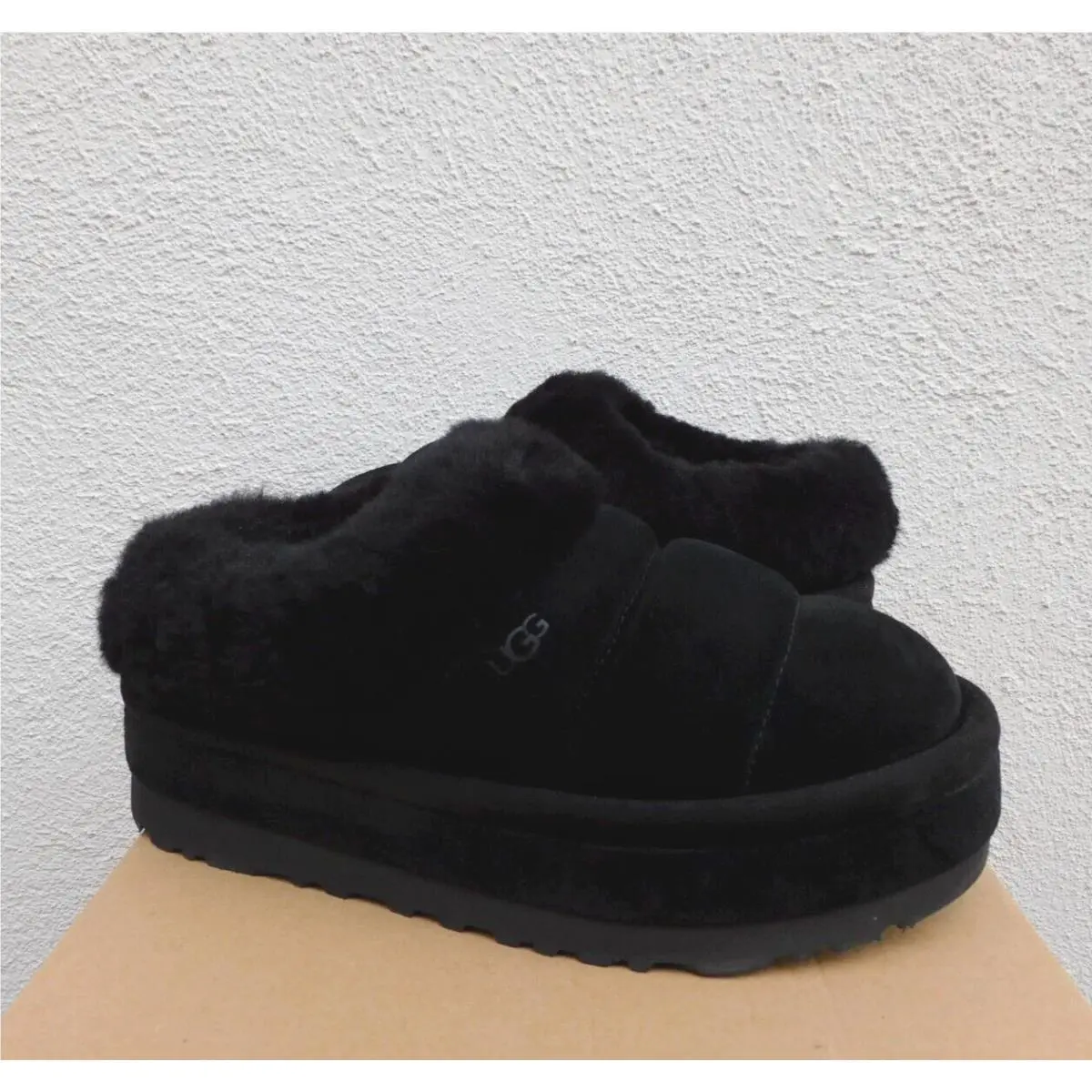 Ugg Black Suede Tazzlita Tazz Platform Slippers Shoes Women US 8/ Eur 39