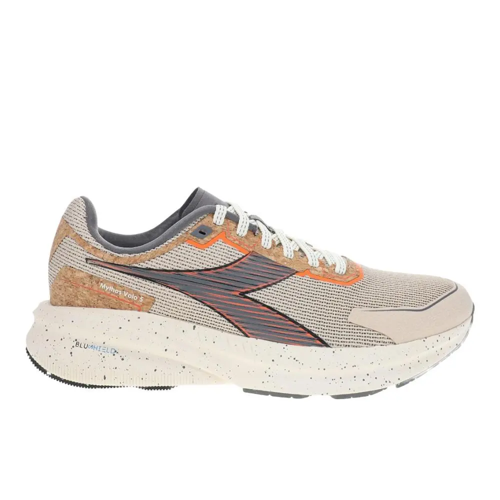 Diadora shoes - diadora Mythos Blushield Volo 5 2030 Running - 181491-D1275 - Beige 6