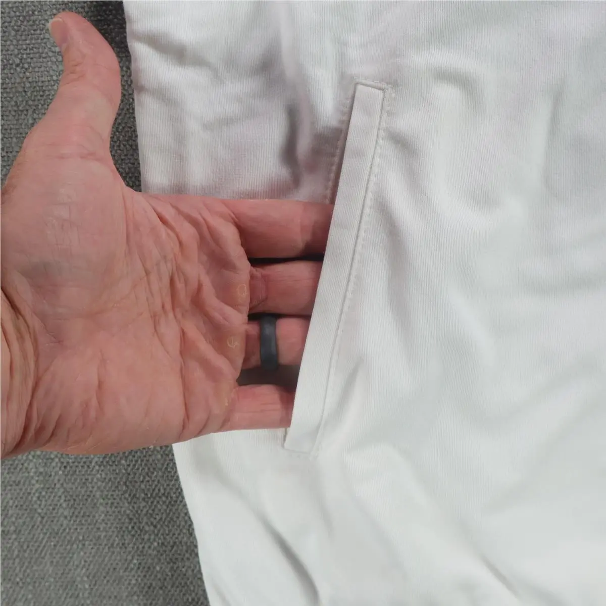 Fila clothing - White 8