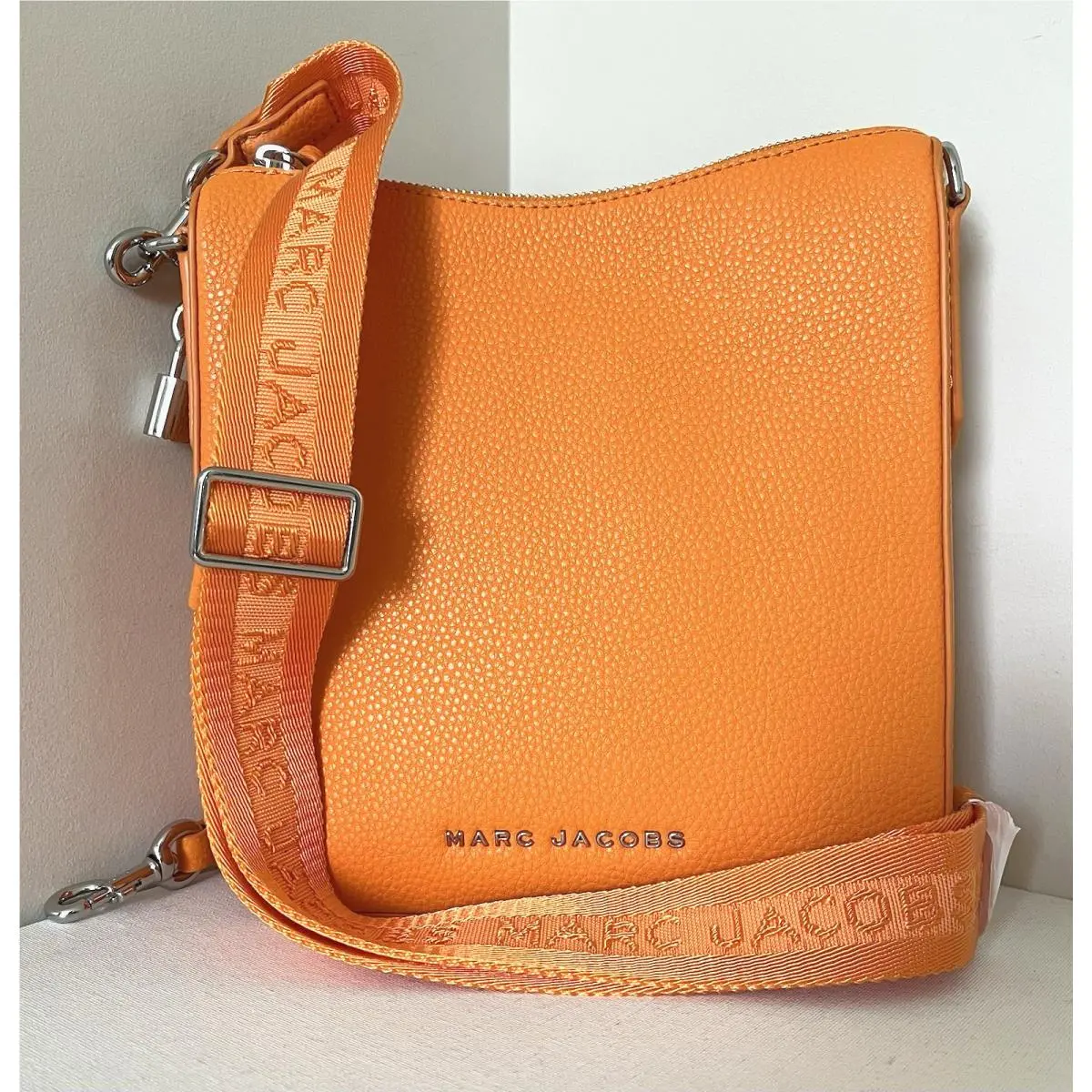 Marc Jacobs Drifter Swing Pack Crossbody Leather Bag Tangerine