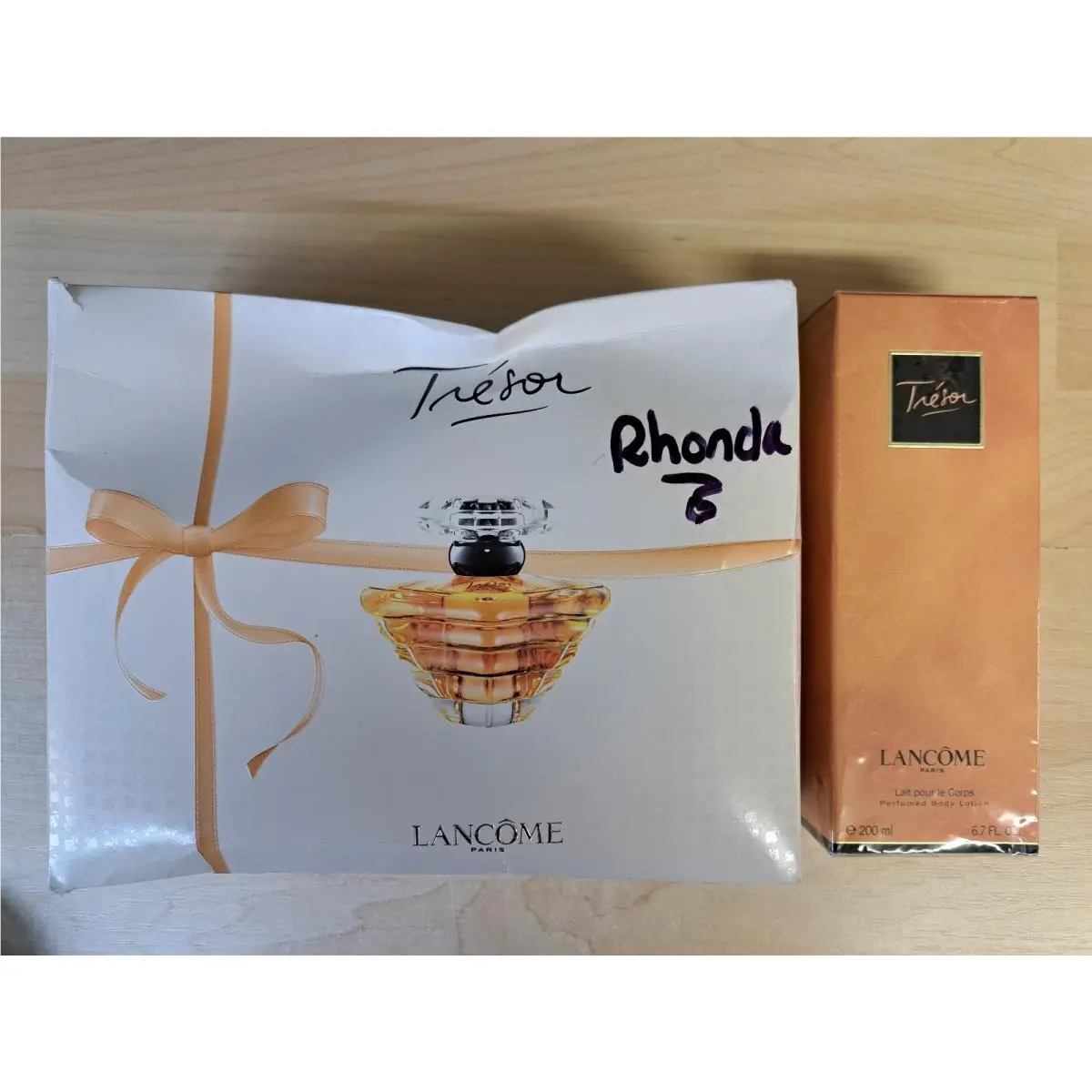 Lancome Parfum and Lotion Set
