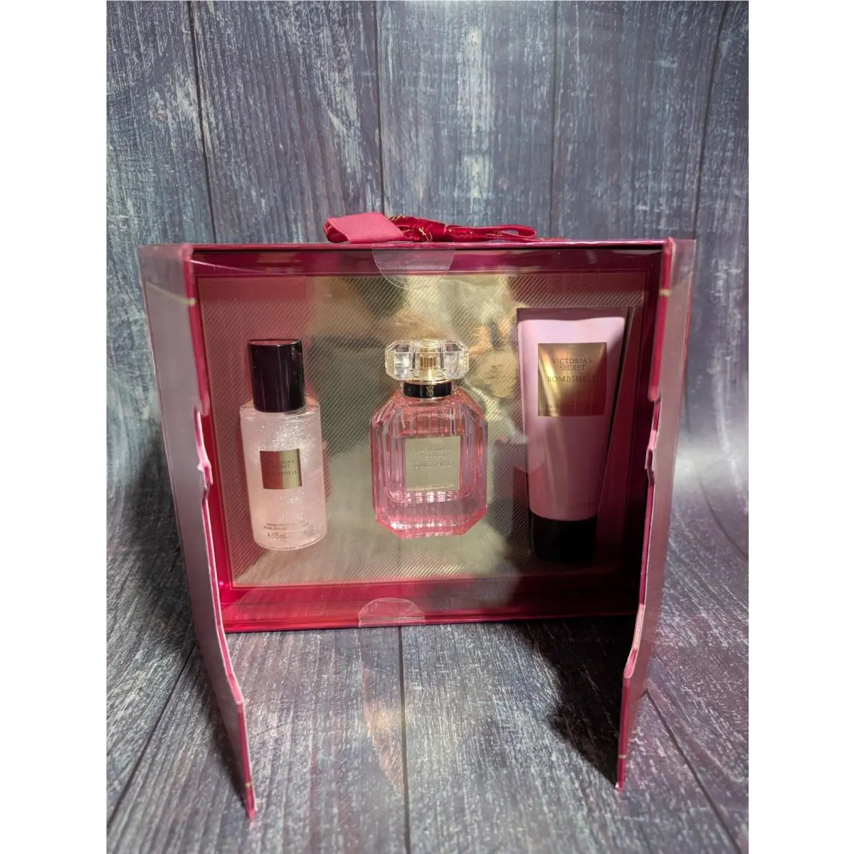 Victoria’s Secret Bombshell Trio Set 1.7oz + Mist 2.5oz + Lotion