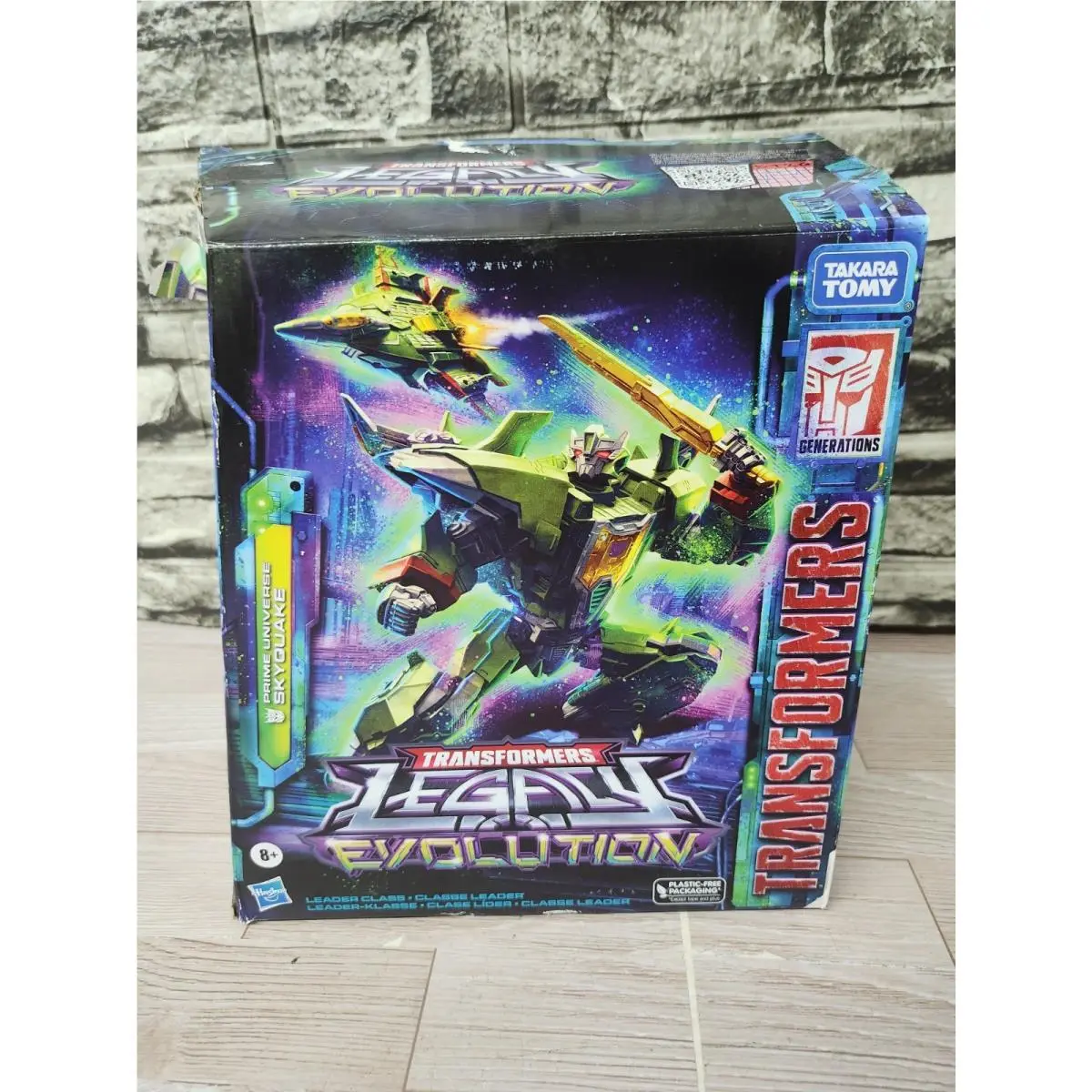 Transformers Legacy Evolution Prime Universe Skyquake Leader Class 7 Figure
