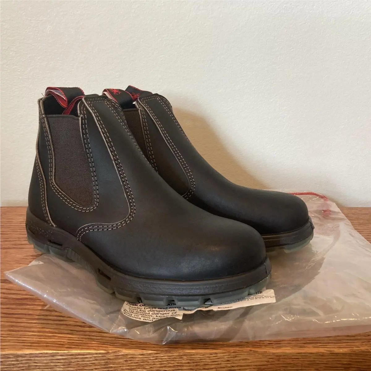 Size 7 US Redback Bobcat Claret Oil Kip Ubok Elastic Sided Soft Toe Work Boots