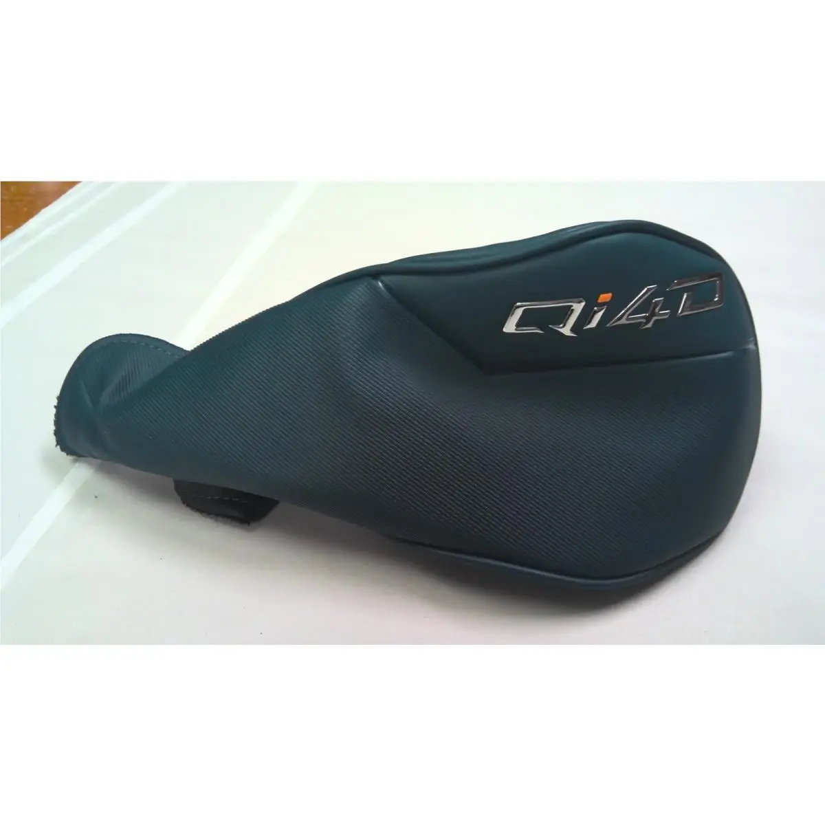 TaylorMade  - Qi4D MAX - MAX 2
