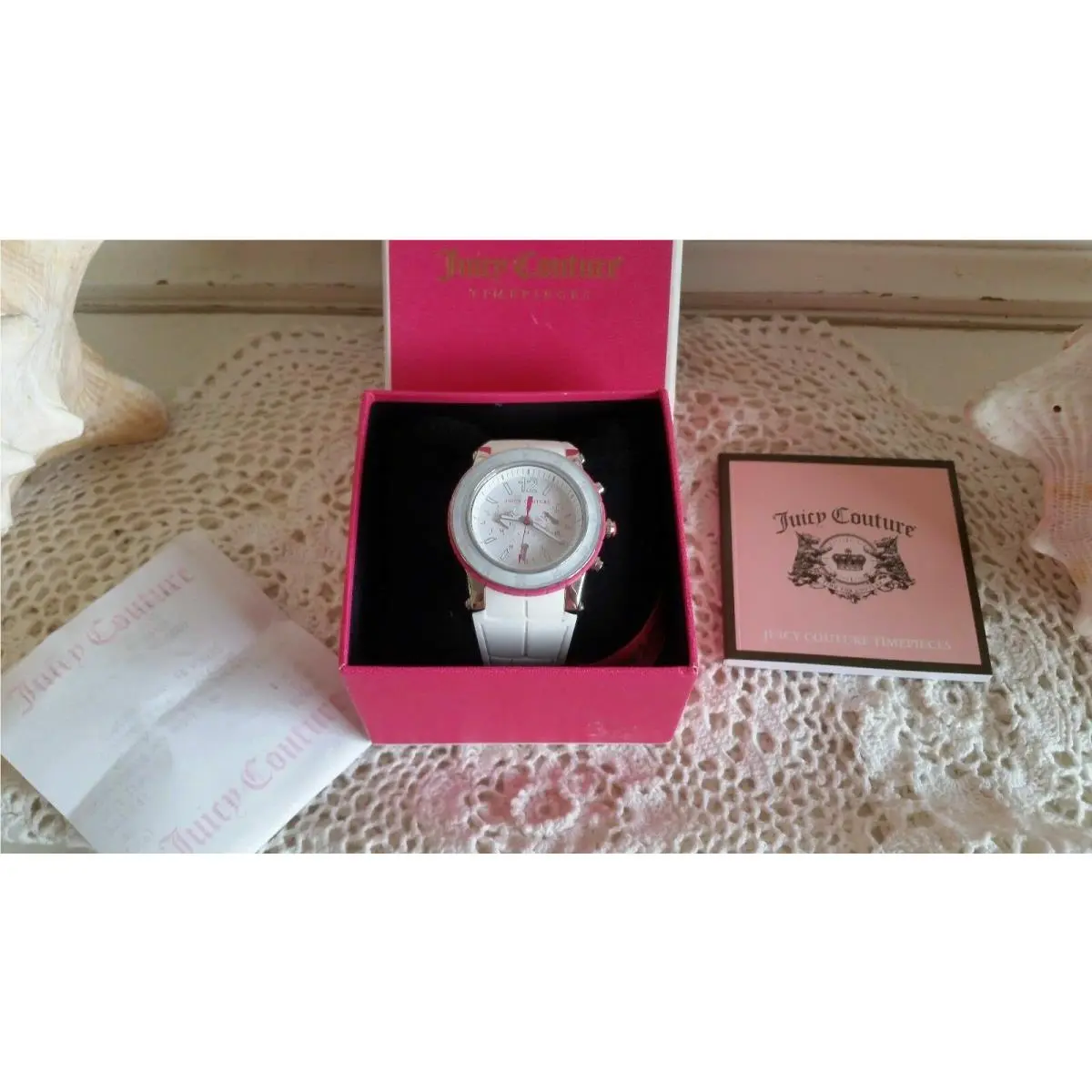 Juicy Couture Hrh White Dragon Fruit Chronograph Ladies Watch –new Condition Wit