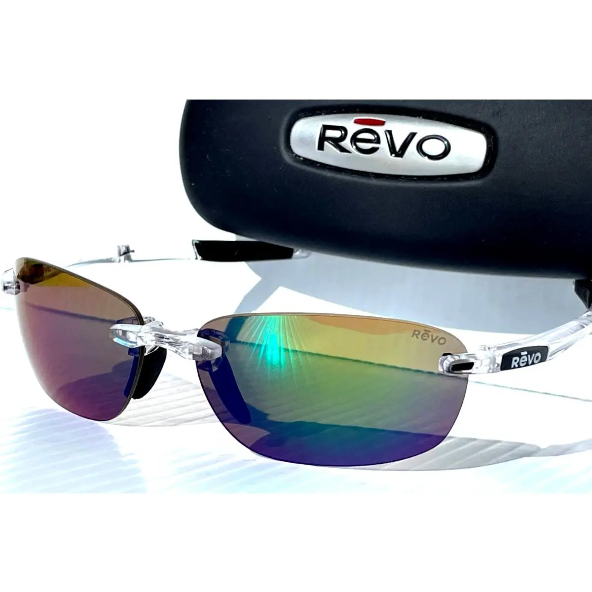 Revo Descend Fold Crystal Clear Polarized Evergreen Lens Suglass 1140 09 GN