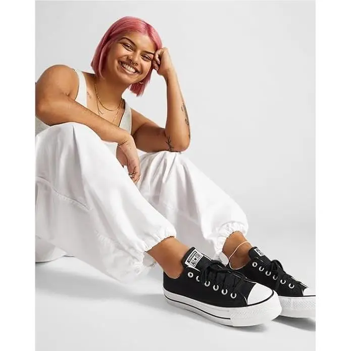 Converse shoes - Black 3