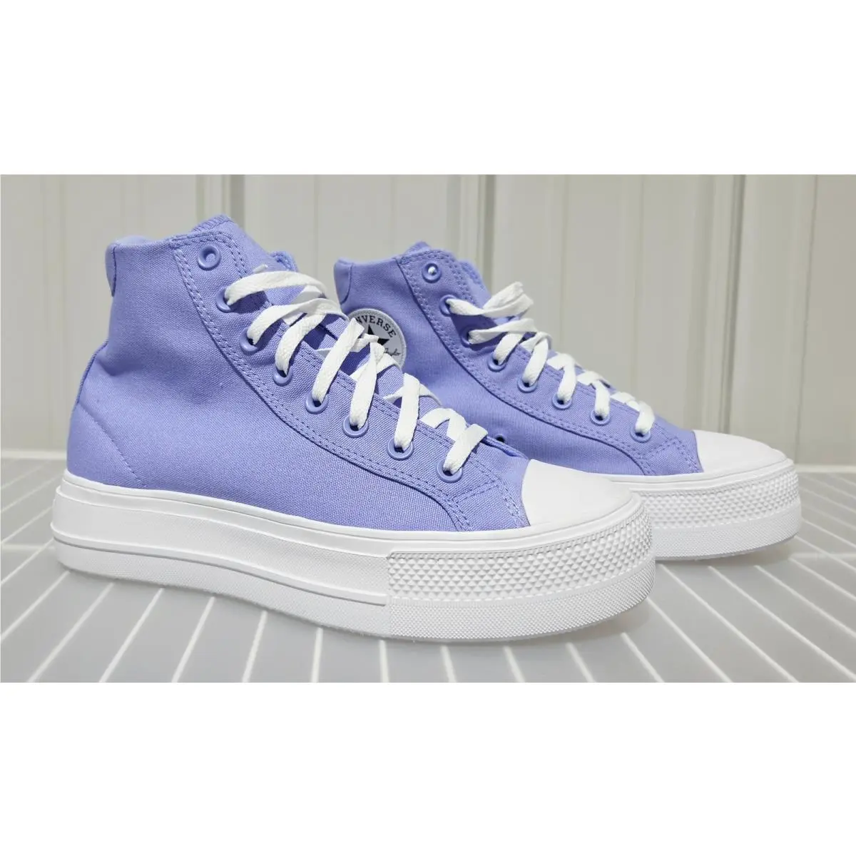 Converse Periwinkle Blue Platform Style High Top Fashion Sneakers -- Womens` 9.5