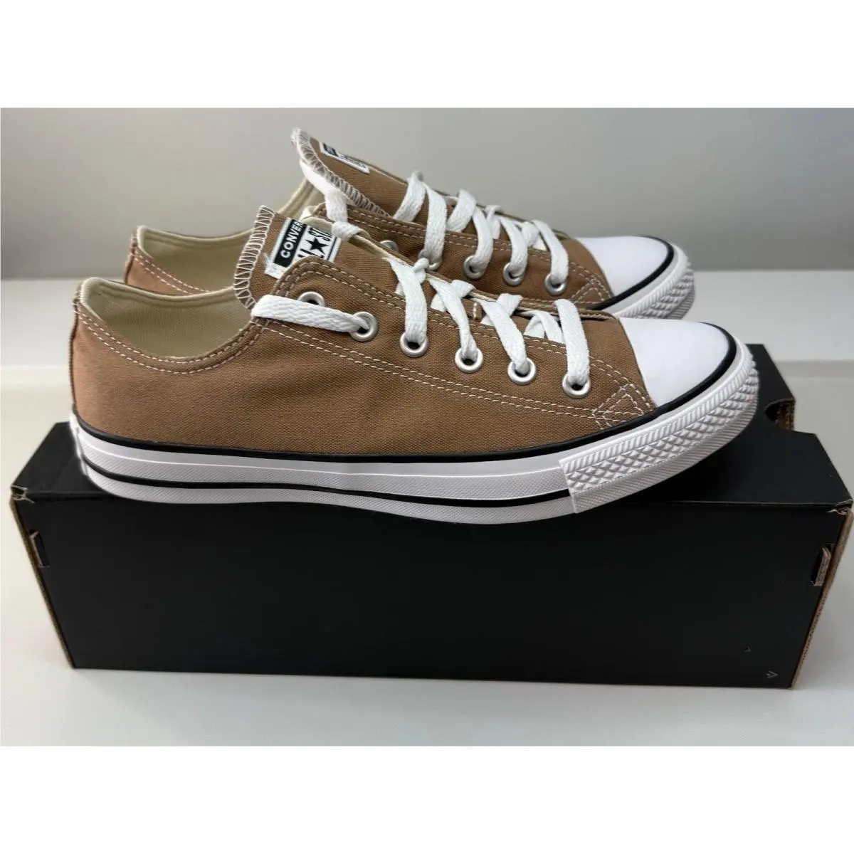 Converse Chuck Taylor All Star Low Top Hot Tea Mens 7.5 Womens 9.5 A06564F