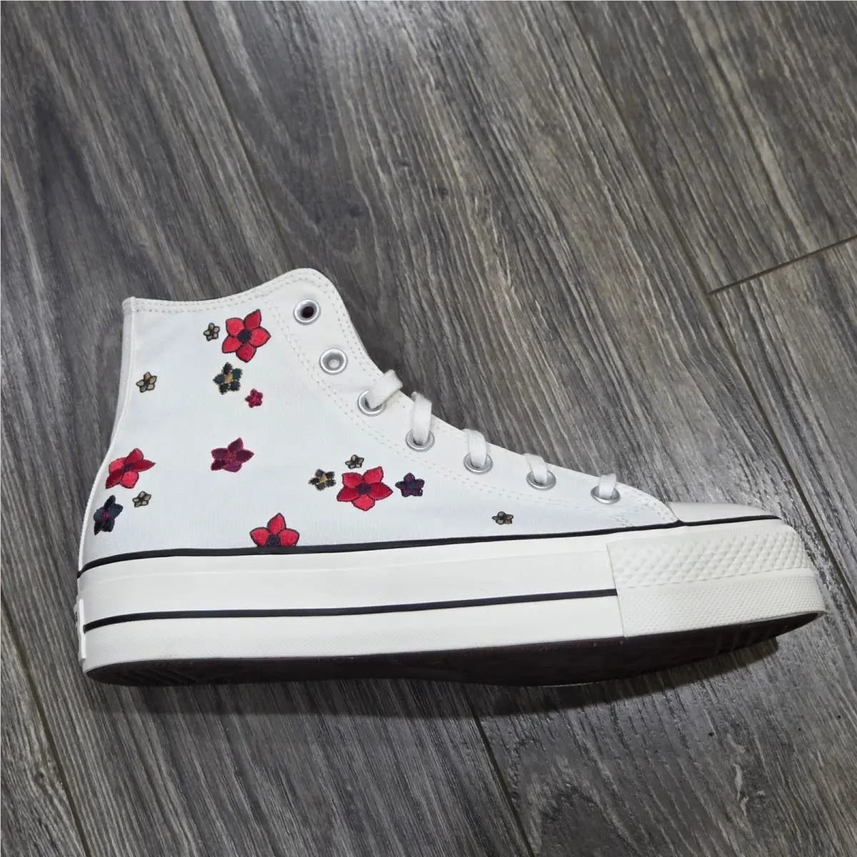 Converse shoes - Converse Chuck Taylor All Star Lift Hi - White 2