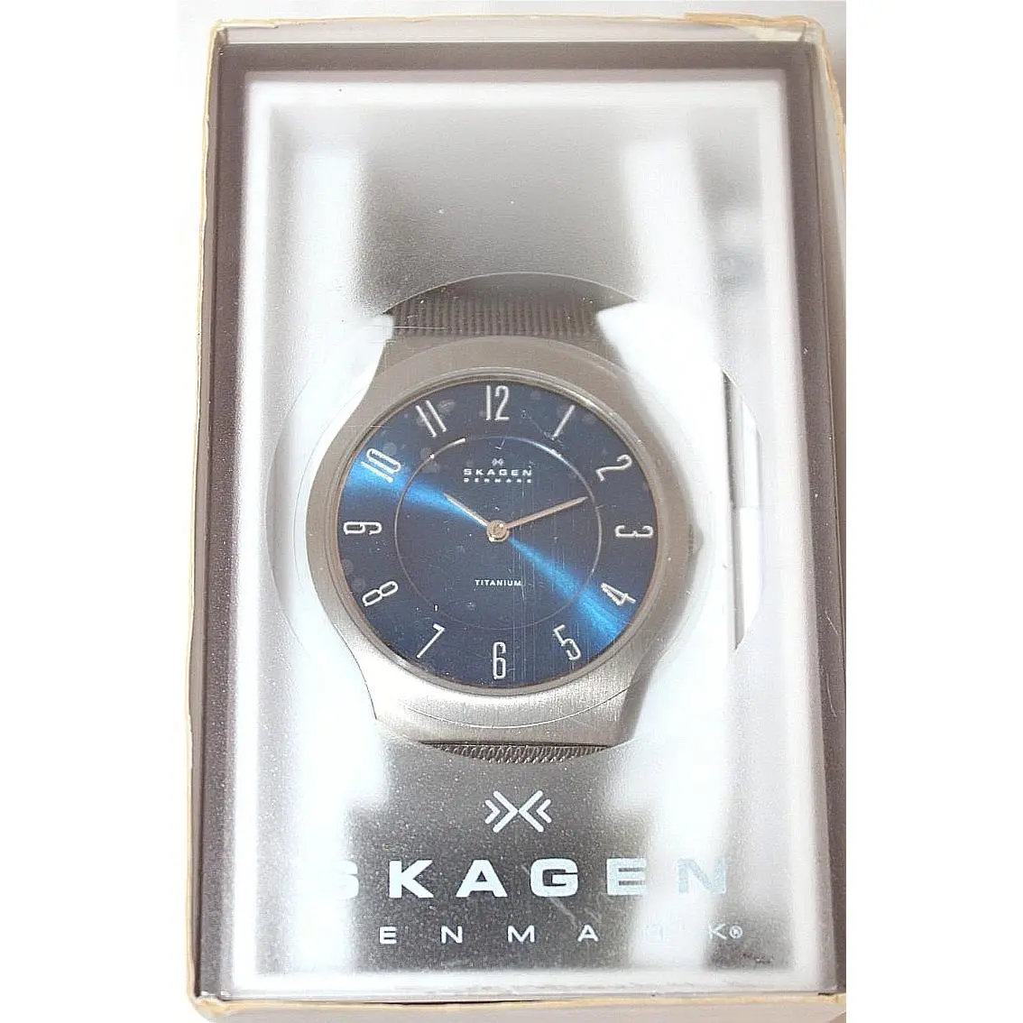 in Box Men`s Skagen Denmark Ultra-slim Titanium Blue Watch 233LTTNC