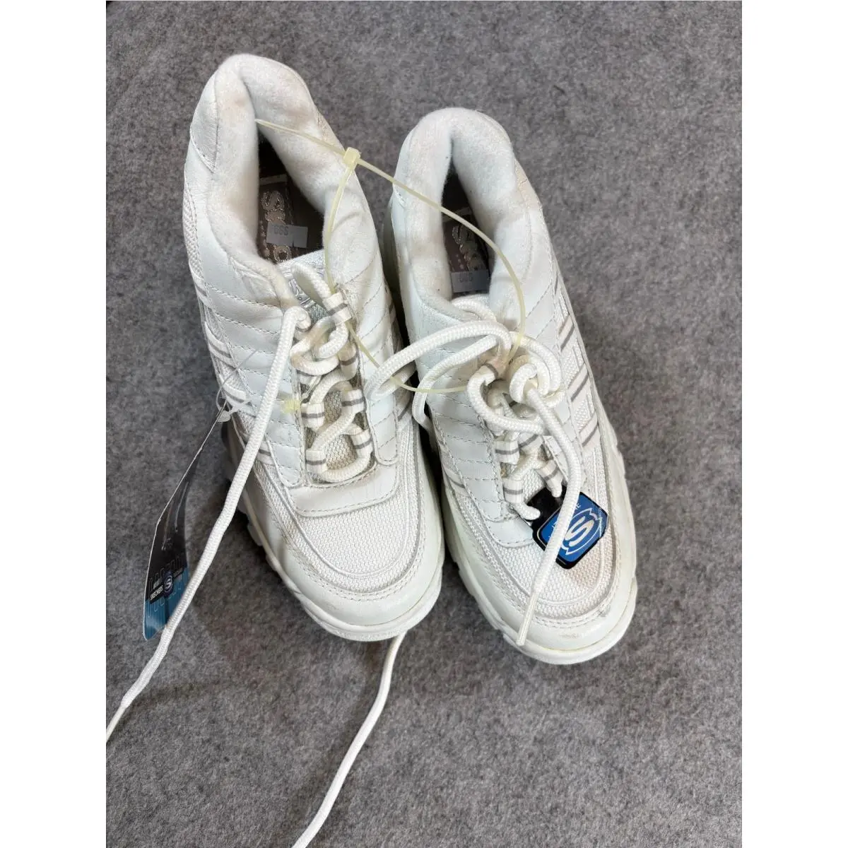 Skechers shoes - White 3