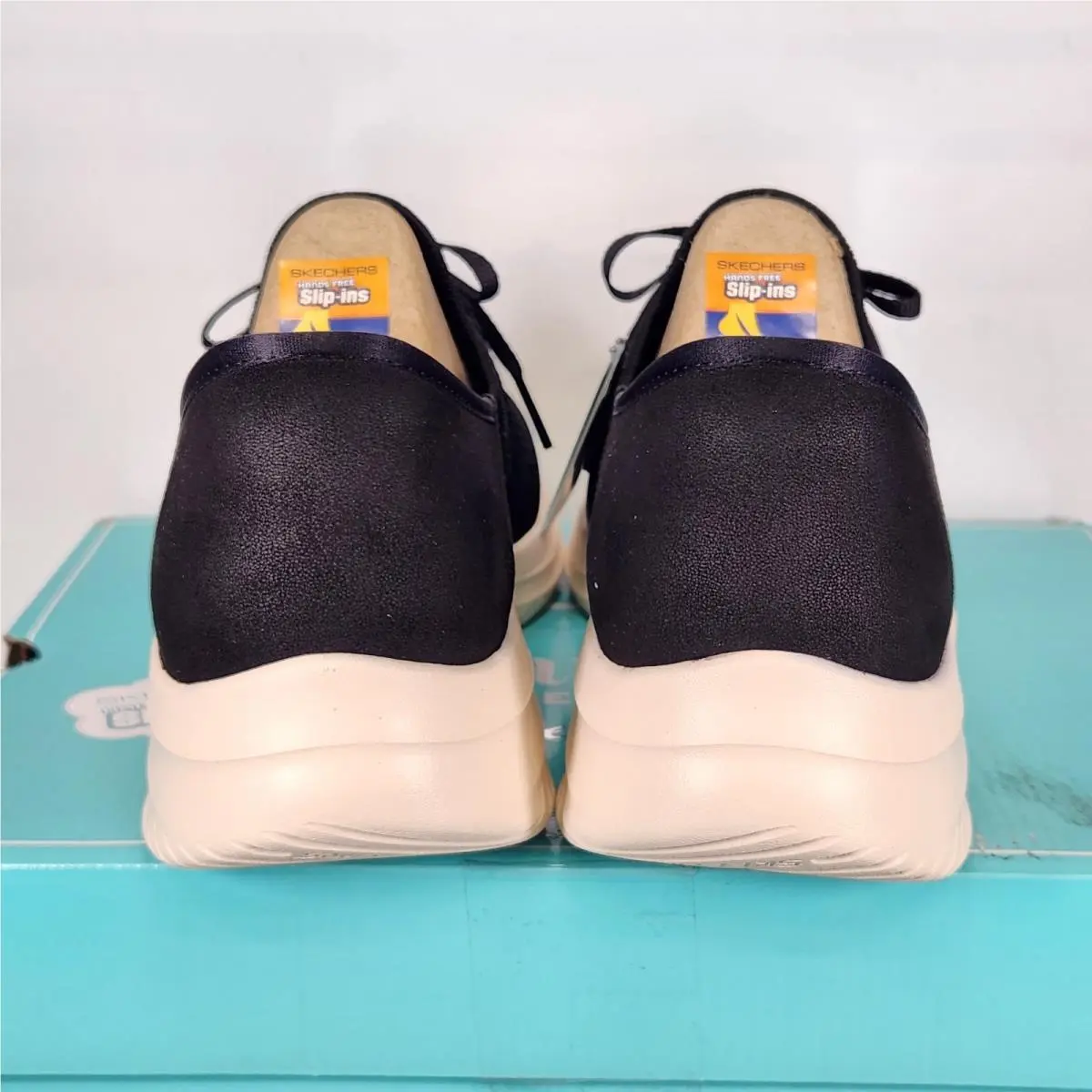 Skechers shoes - SKECHERS Martha Ultra Flex 3.0 - Black 2