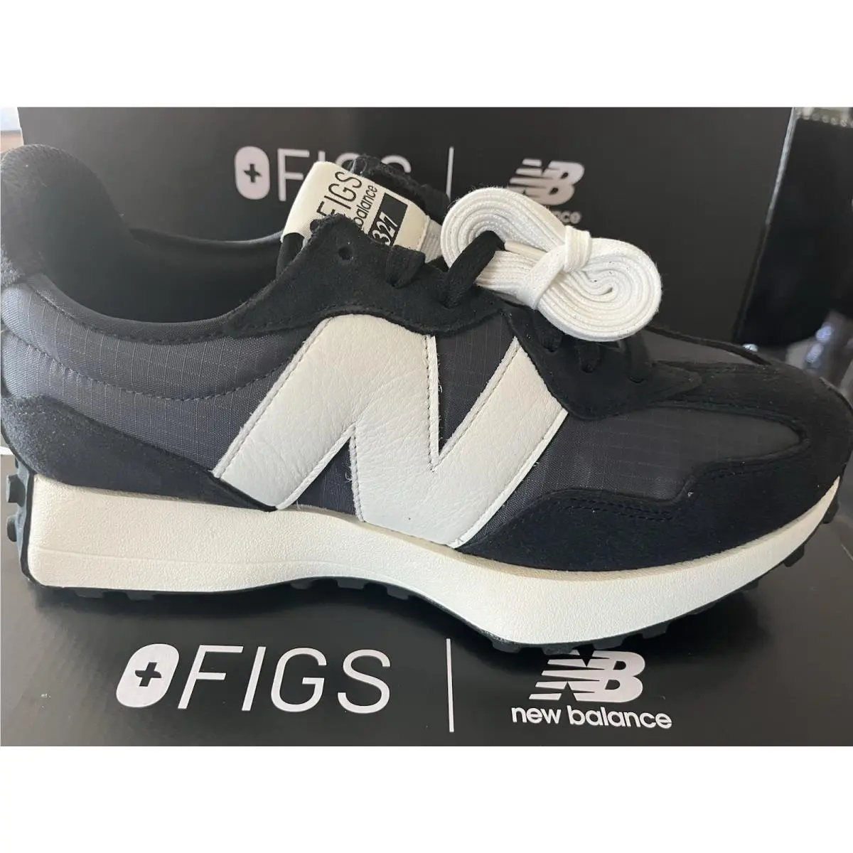 New Balance shoes - New Balance 327 - U327FB - Black 4