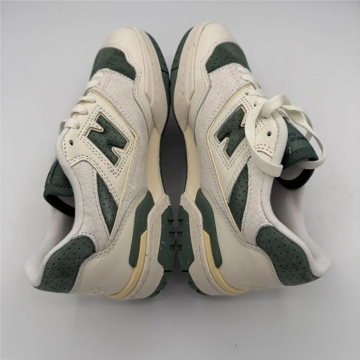 New Balance shoes - New Balance 550 - BBW550PE - Sea Salt/Dark Juniper 5