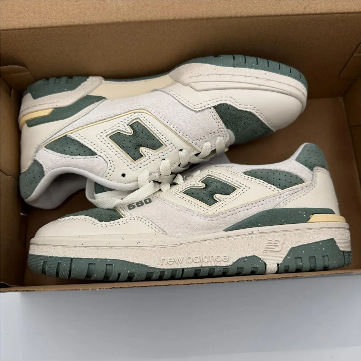 New Balance shoes - New Balance 550 - BBW550PE - Sea Salt/Dark Juniper 7
