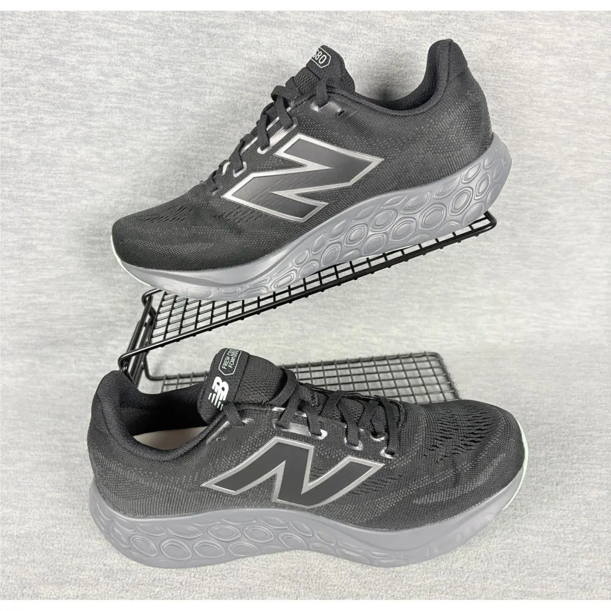 New Balance shoes - New Balance Fresh Foam 680 v8 Waterproof - Black 0