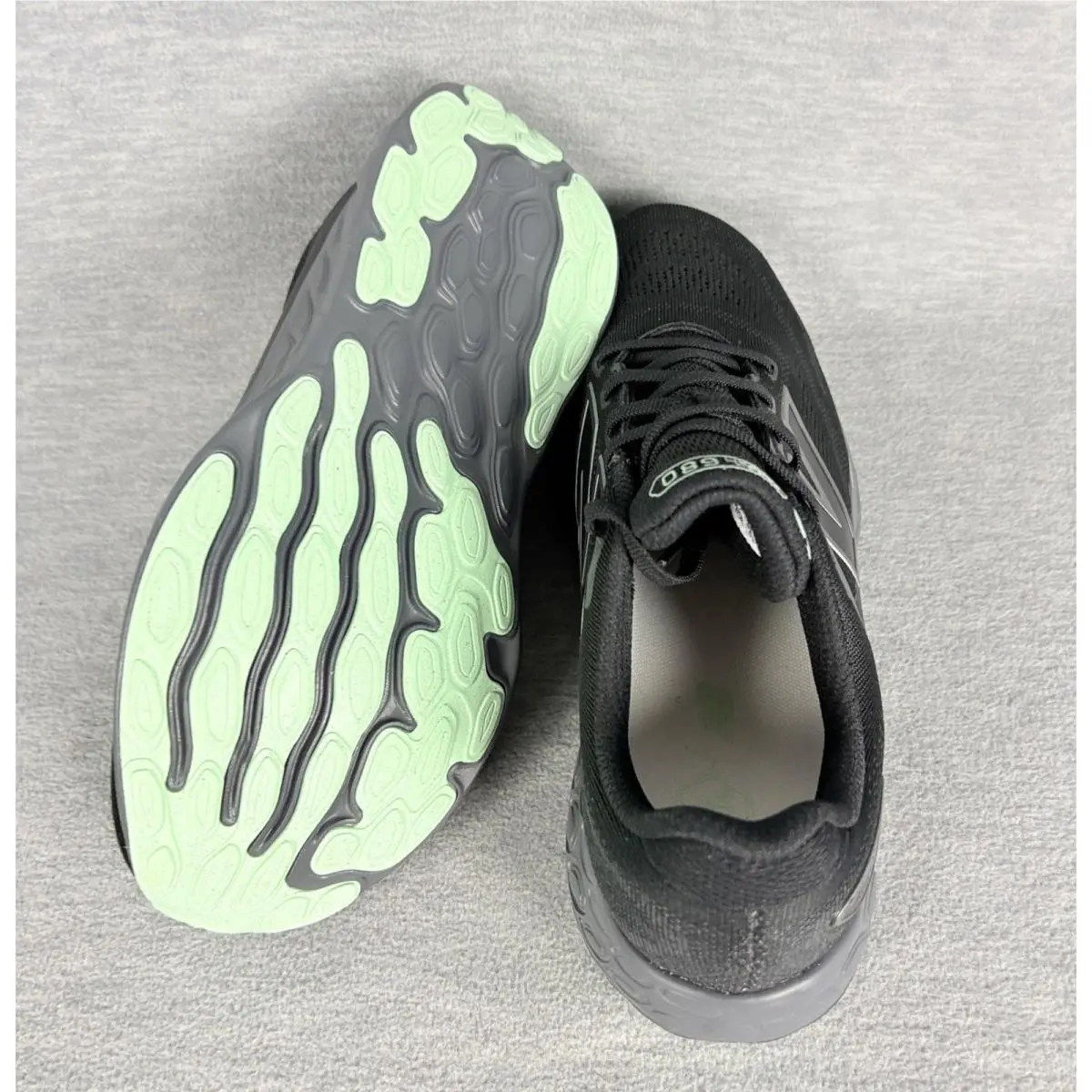 New Balance shoes - New Balance Fresh Foam 680 v8 Waterproof - Black 4