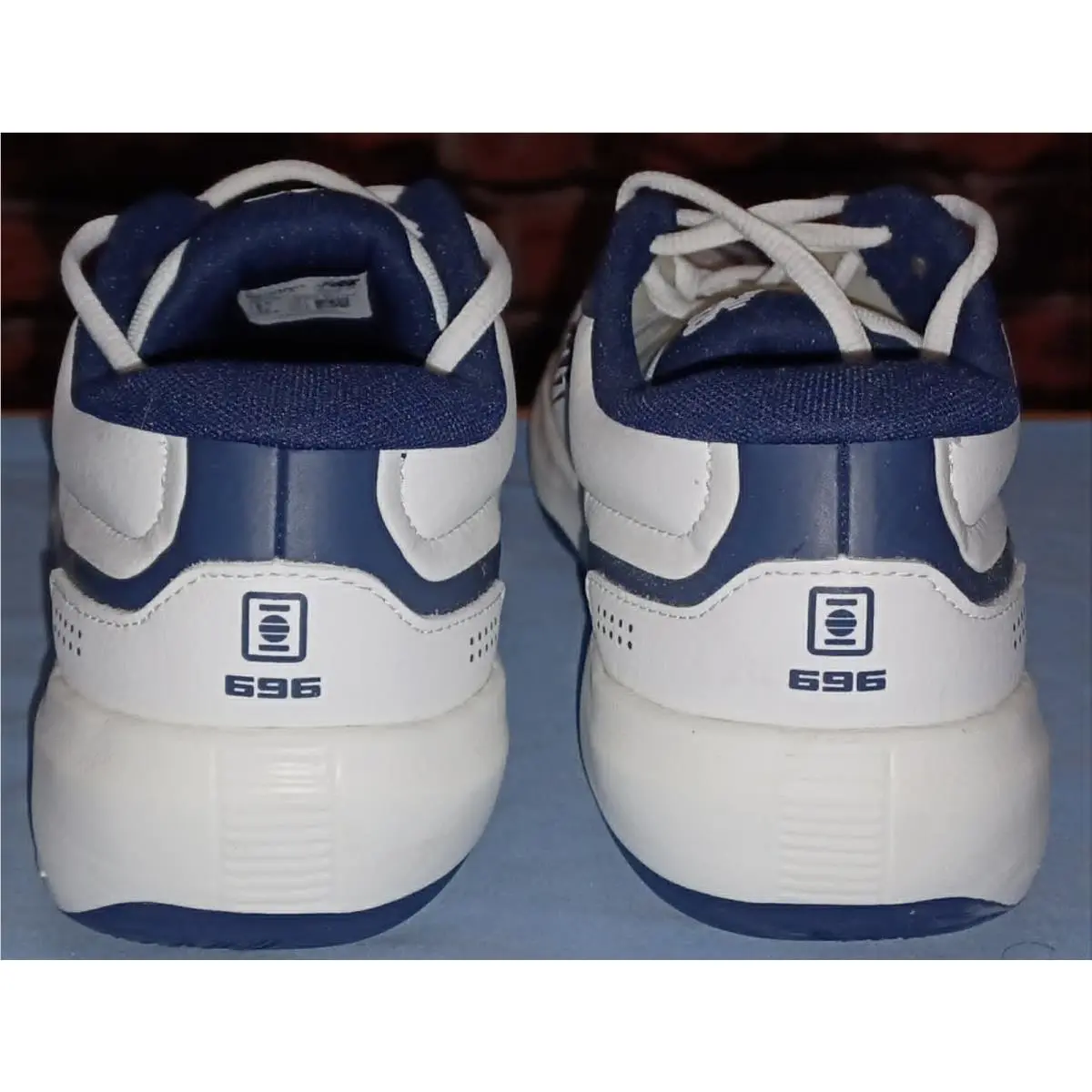 New Balance shoes - TENNISPICKLEBALL - TENNISPICKLEBALL - Tennis Pickleball - White with Navy Blue Trim 3