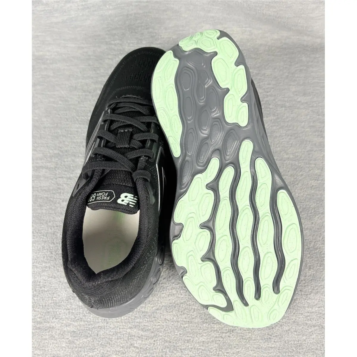 New Balance shoes - New Balance Fresh Foam 680 v8 Waterproof - Black 5