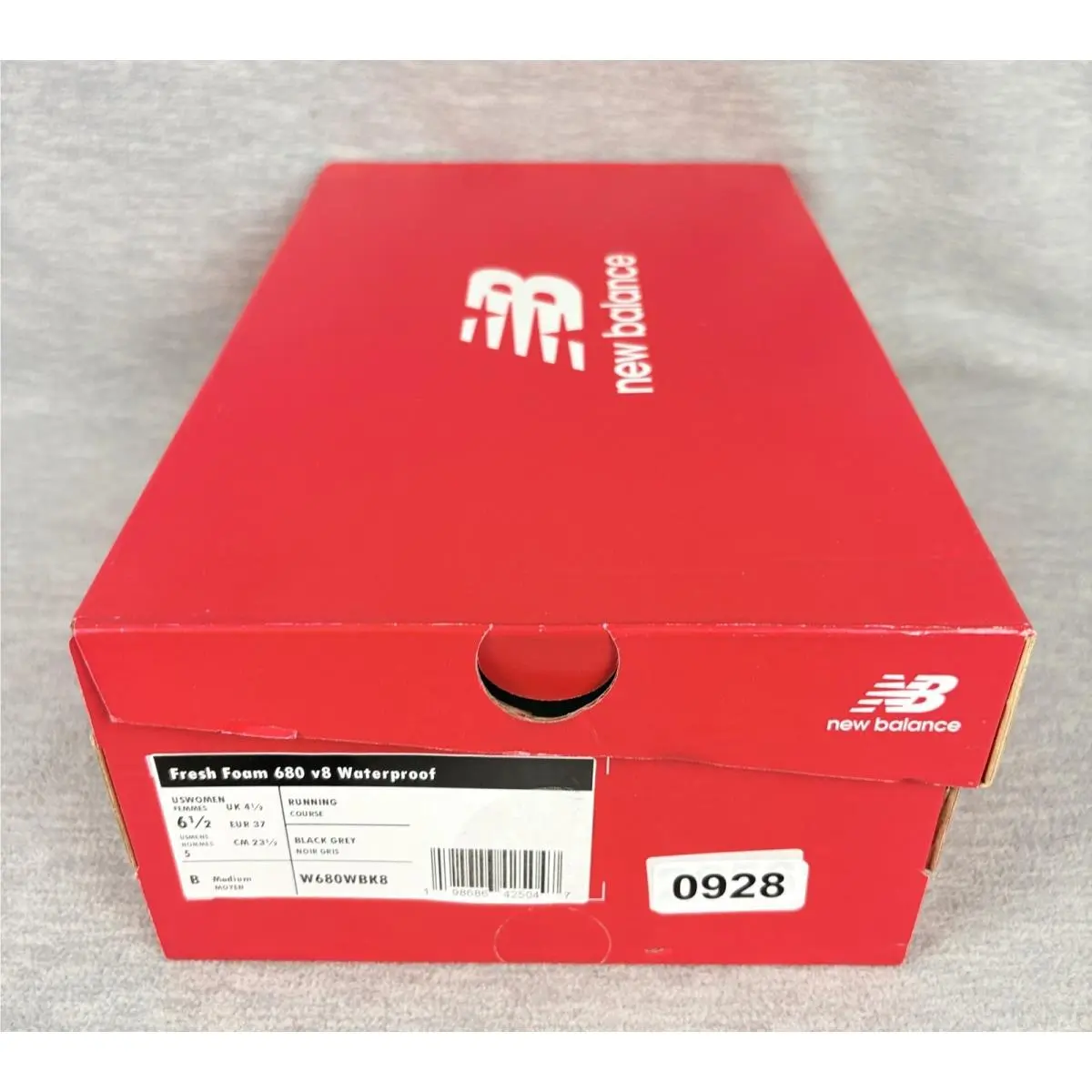 New Balance shoes - New Balance Fresh Foam 680 v8 Waterproof - Black 7