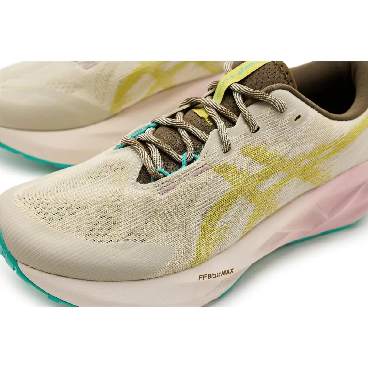 Asics shoes - Light Dust/Cacti 4