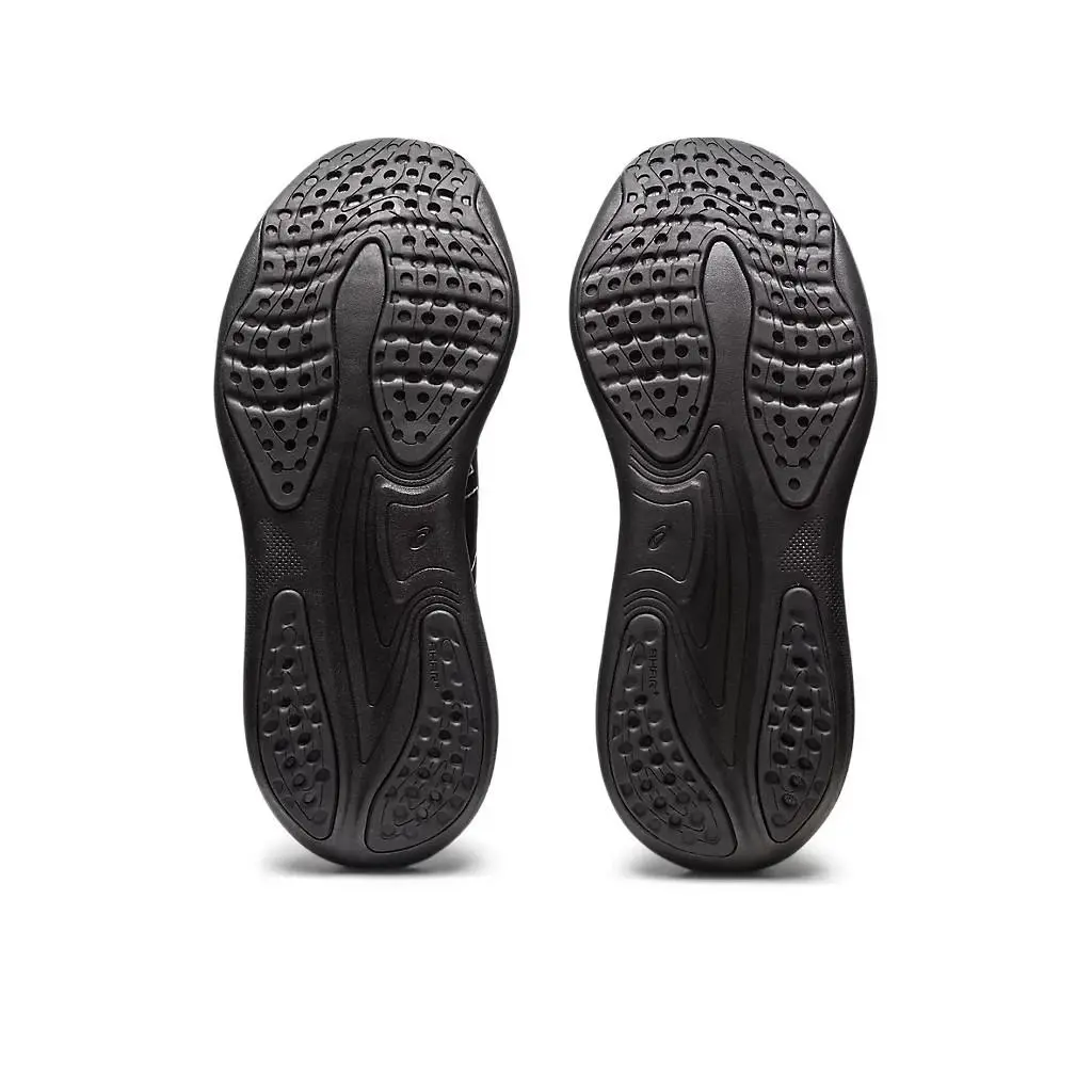 Asics shoes - Black / Pure 4