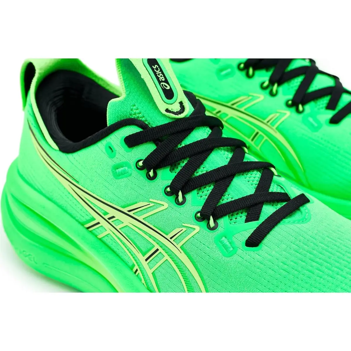 Asics shoes - Vital Green/Illuminate Green 11