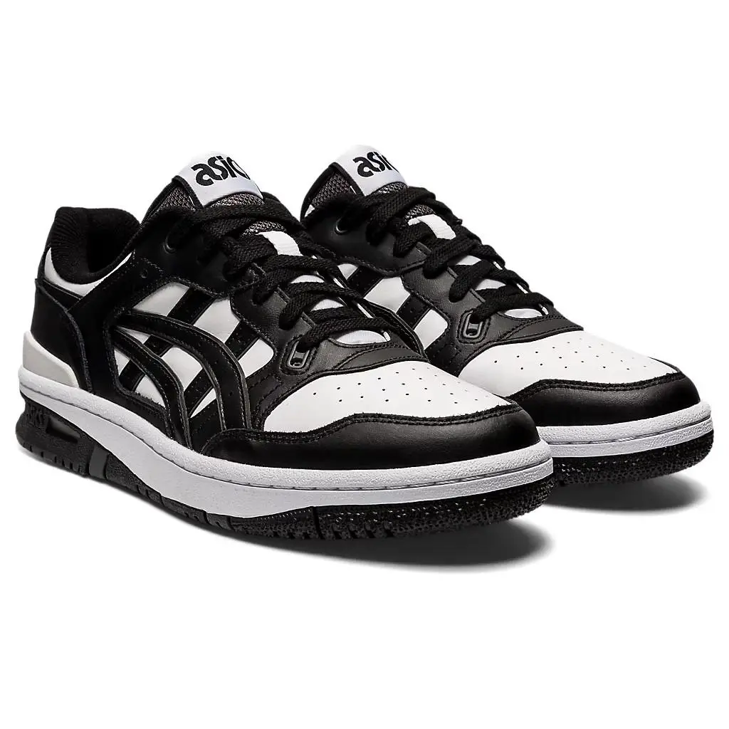 Asics shoes - White / Black 7