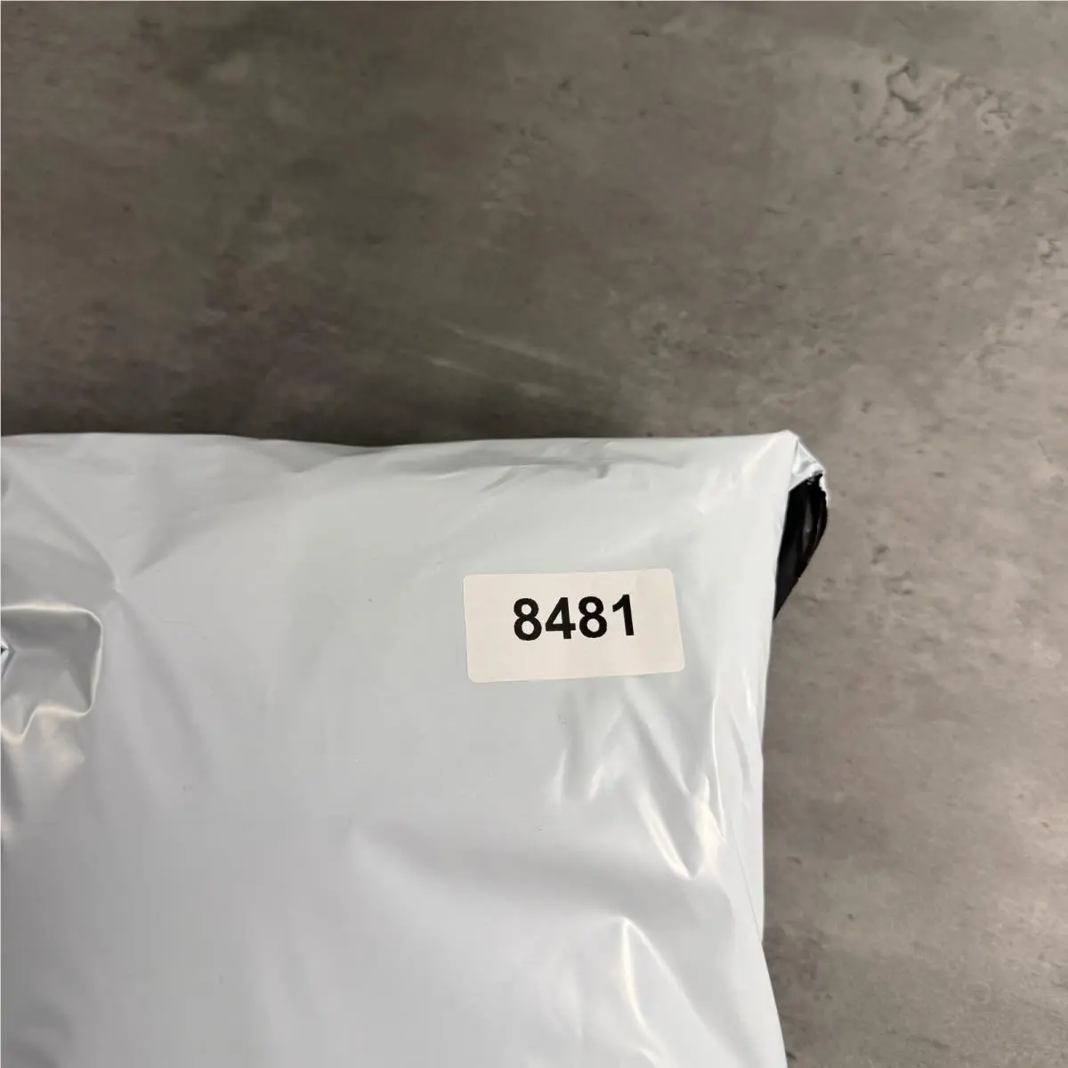 On-Running clothing - Black 12