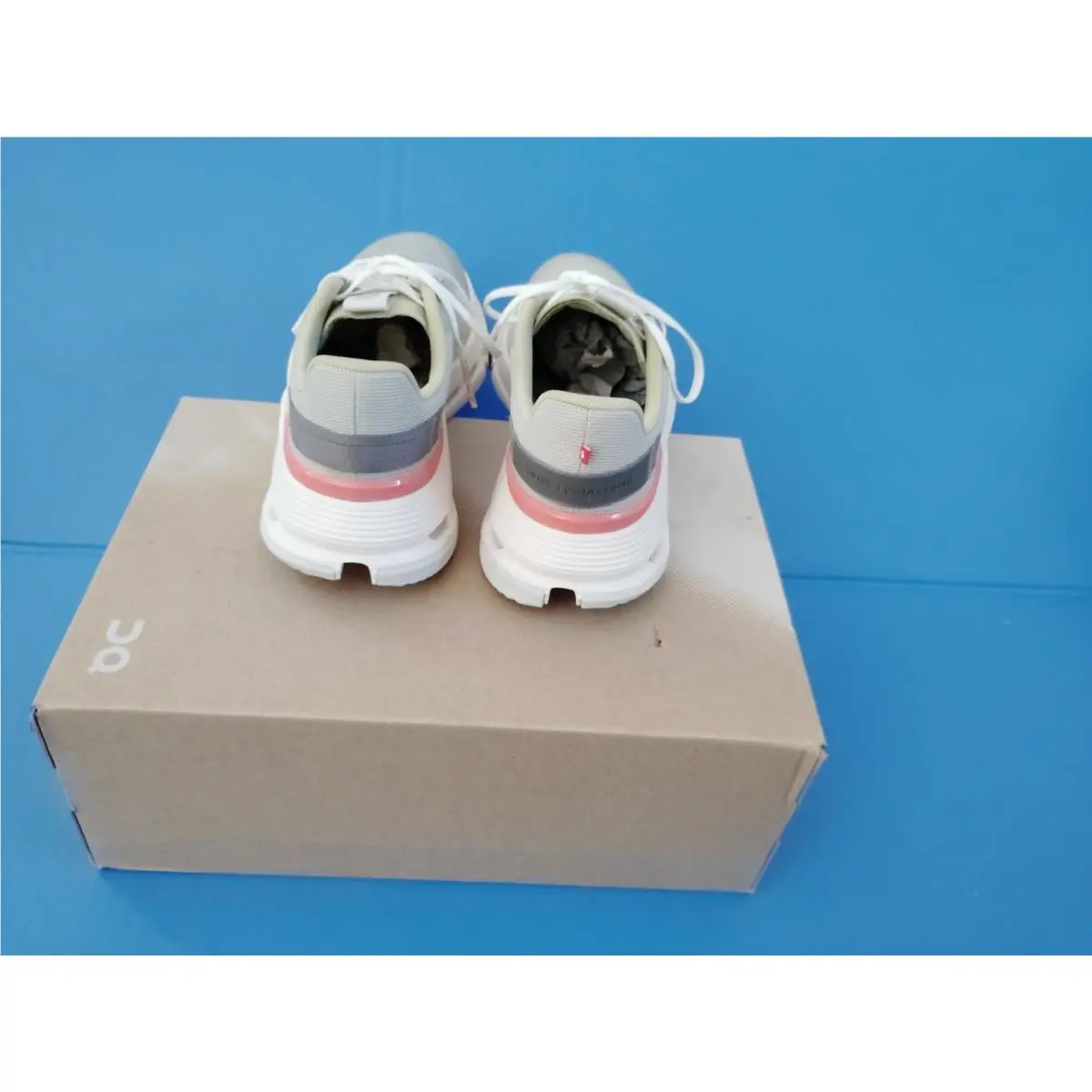 On-Running shoes - On Cloudnova - Cloudnova - Light Gray 10