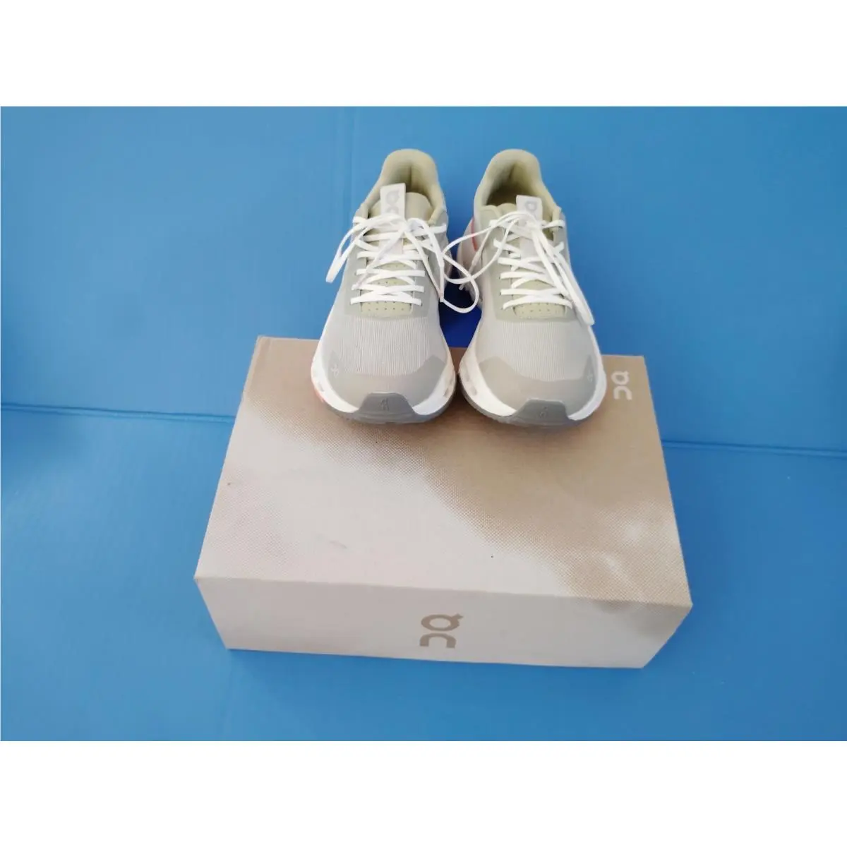 On-Running shoes - On Cloudnova - Cloudnova - Light Gray 11