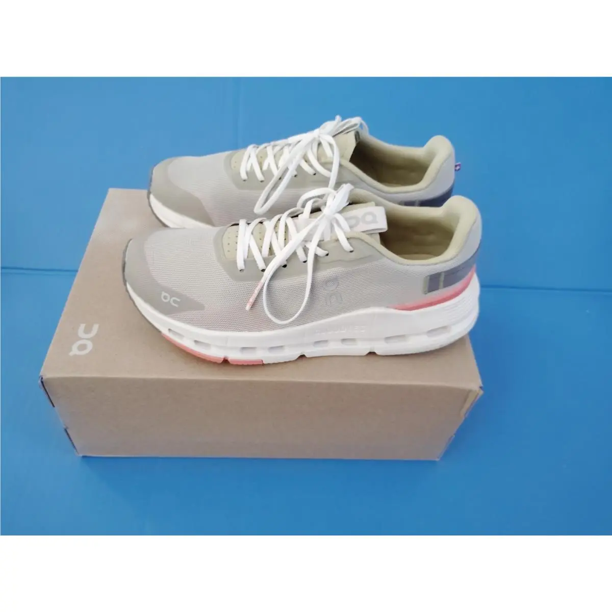 On-Running shoes - On Cloudnova - Cloudnova - Light Gray 0