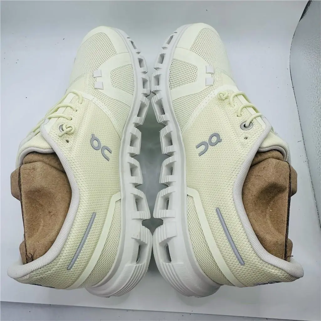 On-Running shoes - Cloud 6 - Cloud - Beige 4