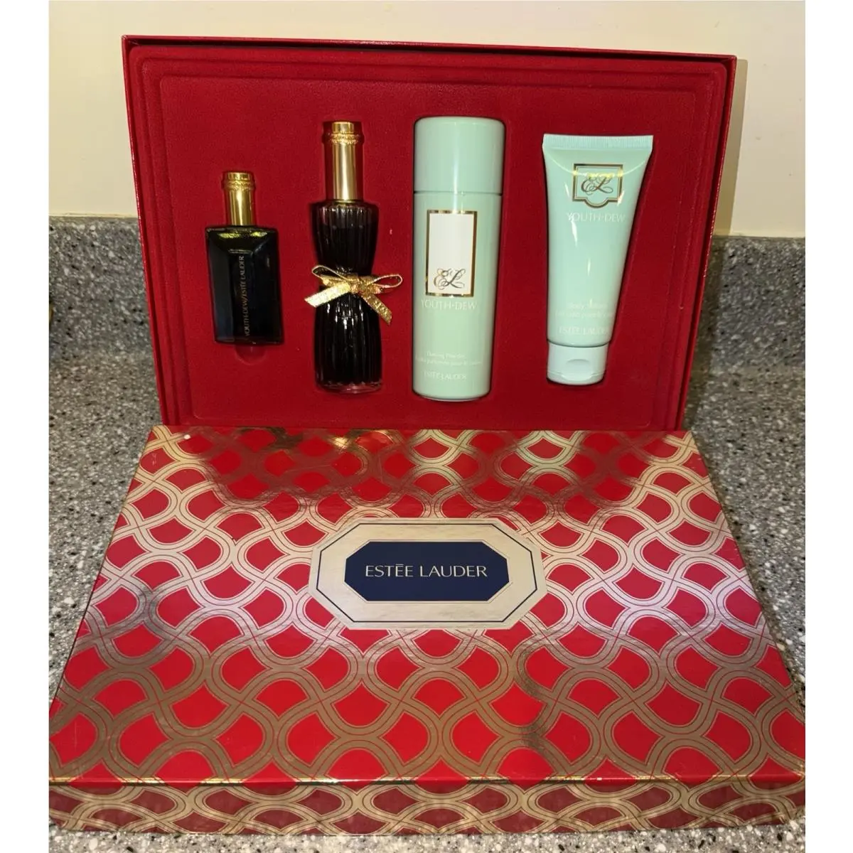 Estee Lauder Youth-dew Sumptuous Favorites 4-Piece Gift Set Vintage