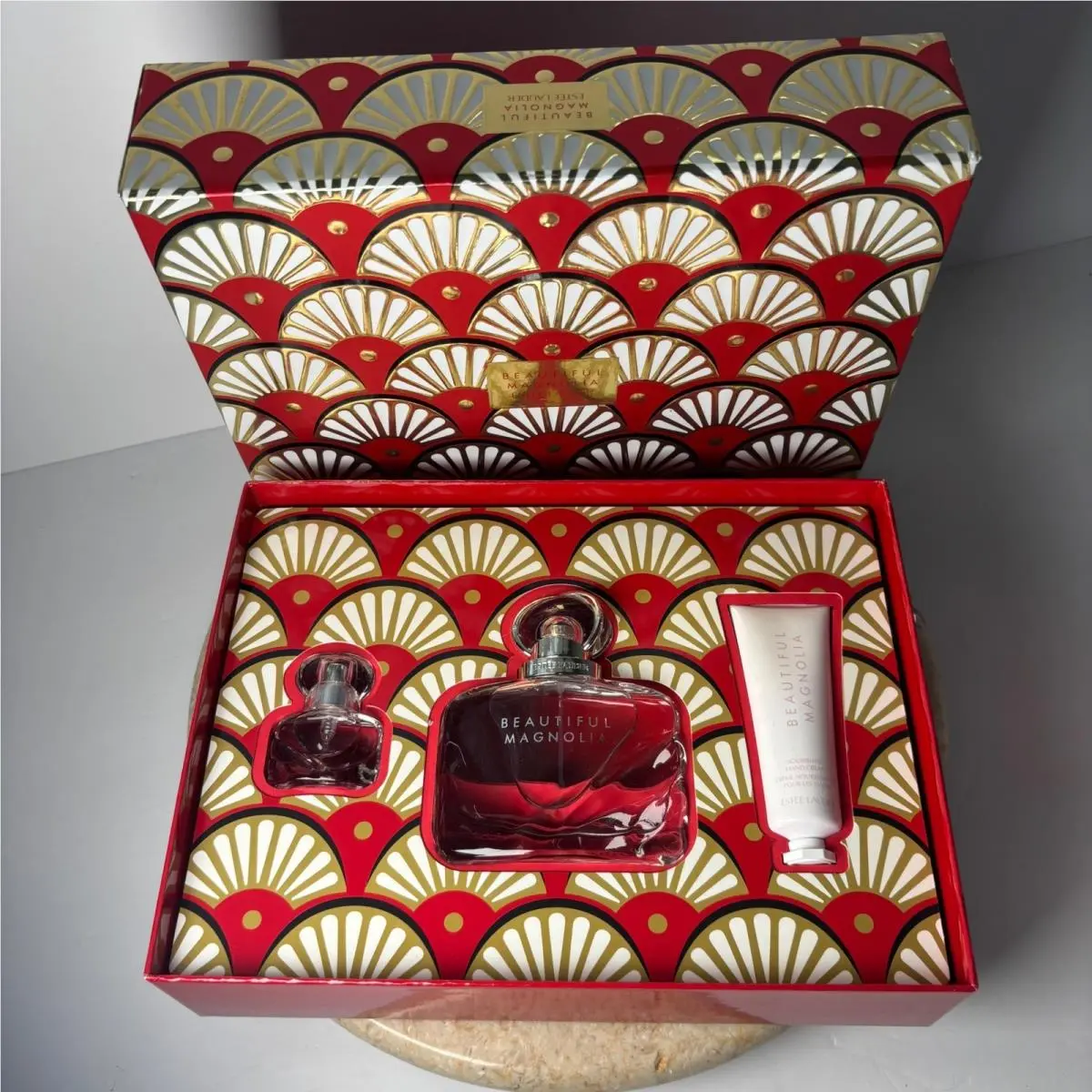 Estee Lauder Beautiful Magnolia Favorites Trio 3-Piece Gift Set