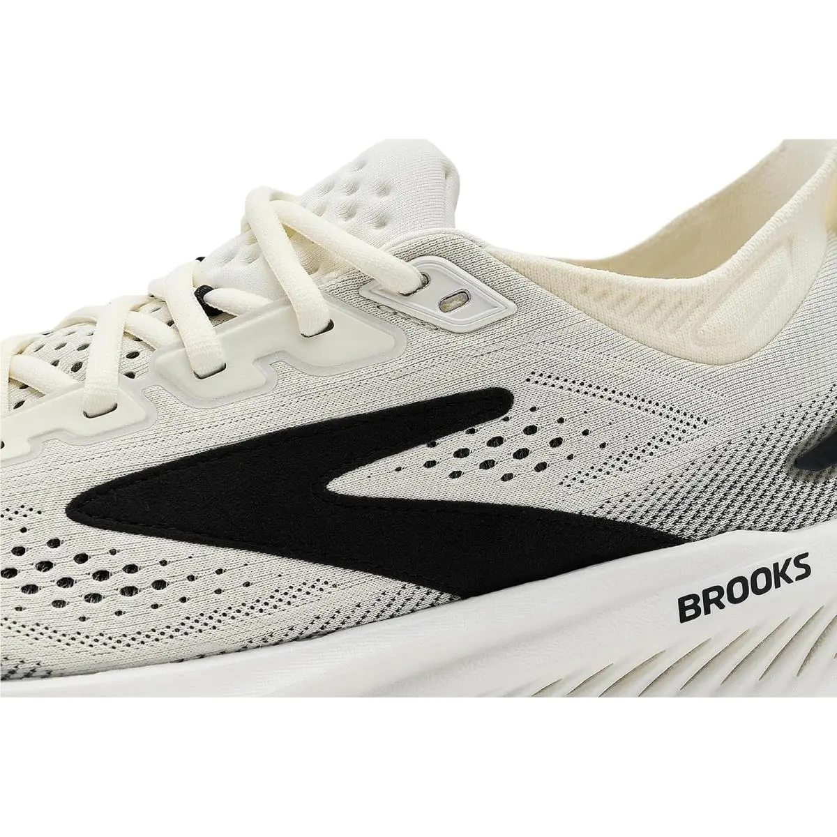 Brooks shoes - Black/Asphalt/Iced Coffee 88