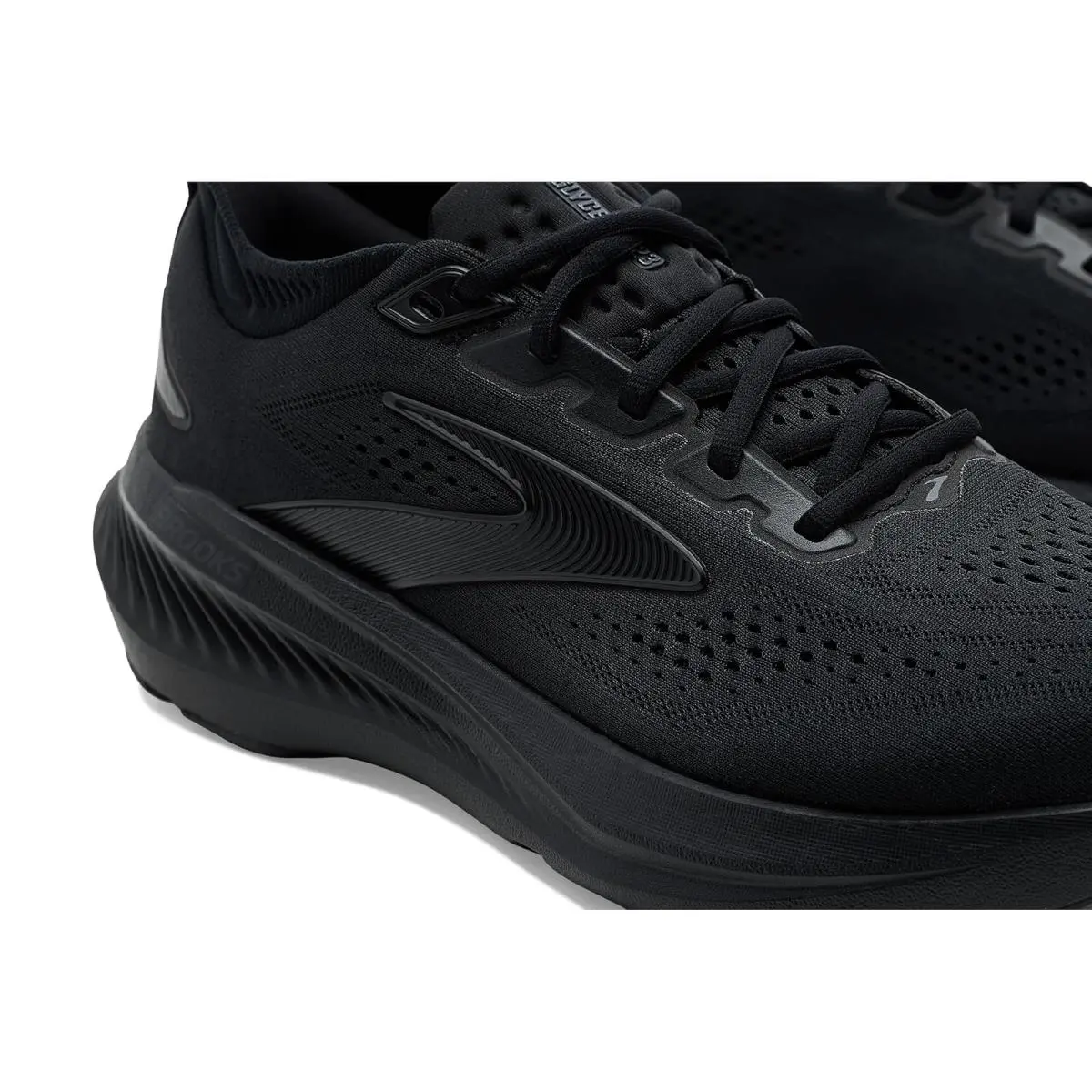 Brooks shoes - Black/Asphalt/Iced Coffee 18
