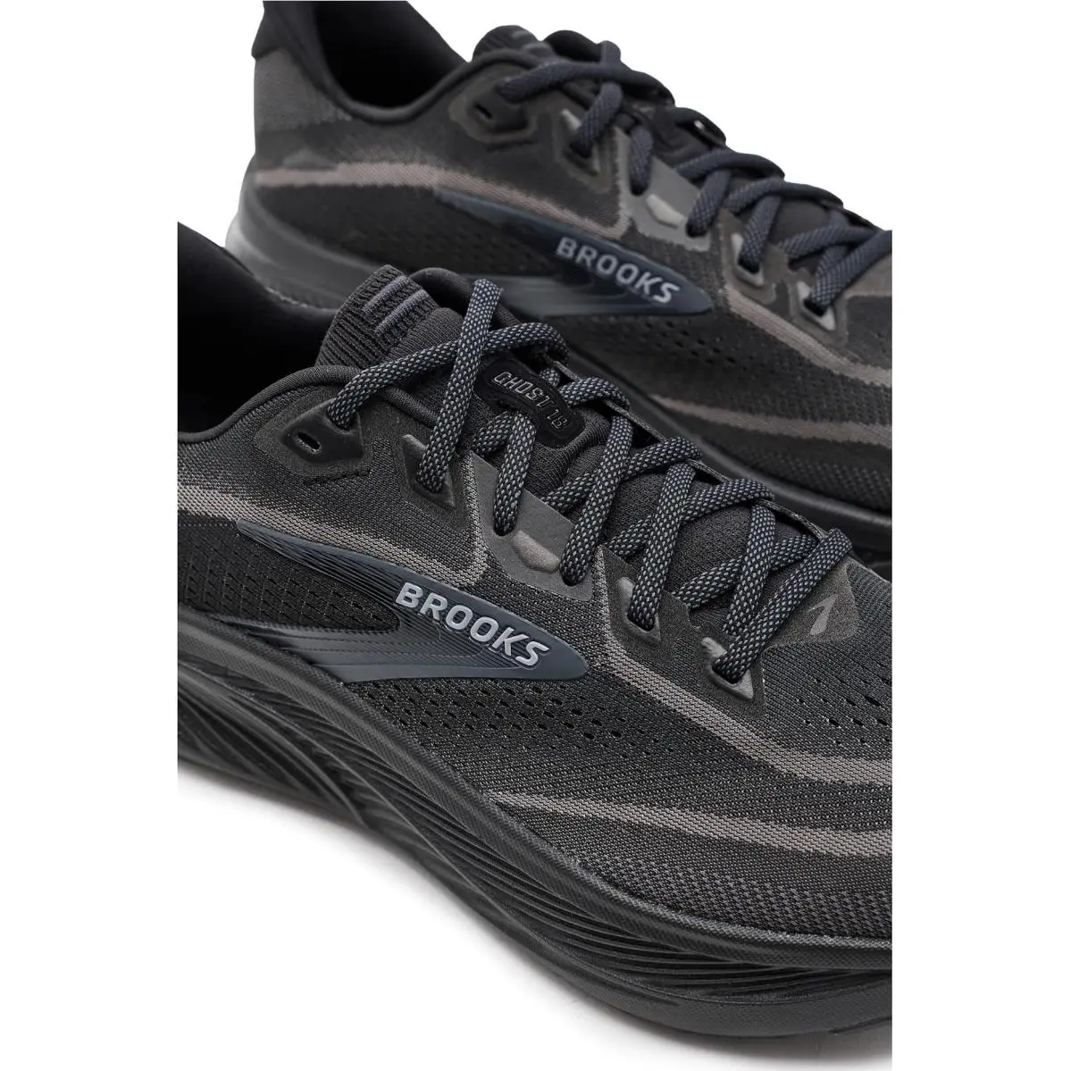 Brooks shoes - Black/Black/Ebony 11