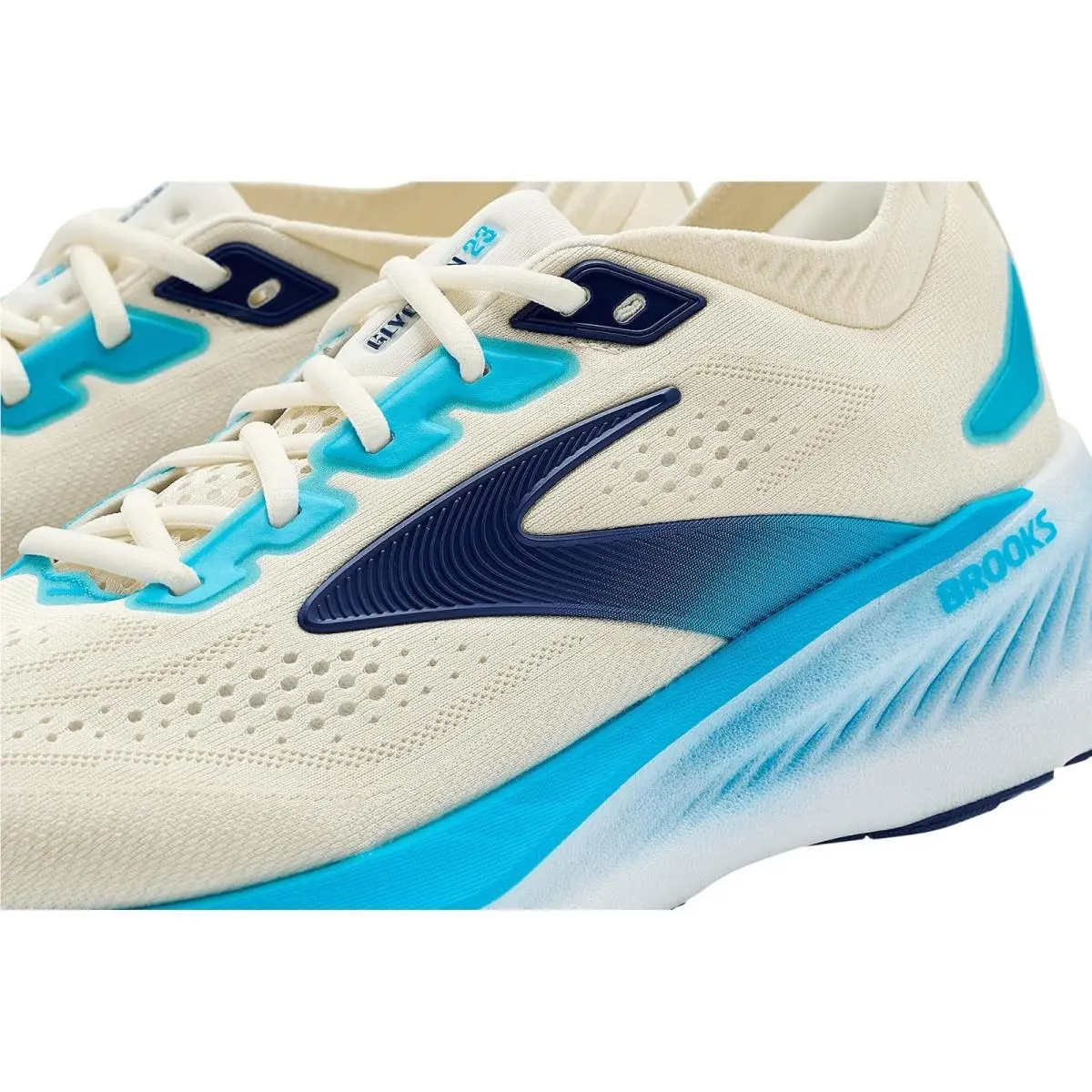 Brooks shoes - Black/Black/Ebony 39