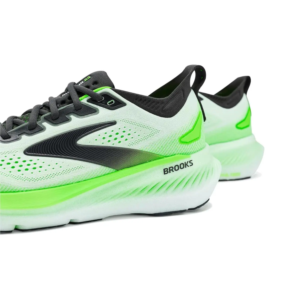Brooks shoes - Black/Black/Ebony 81