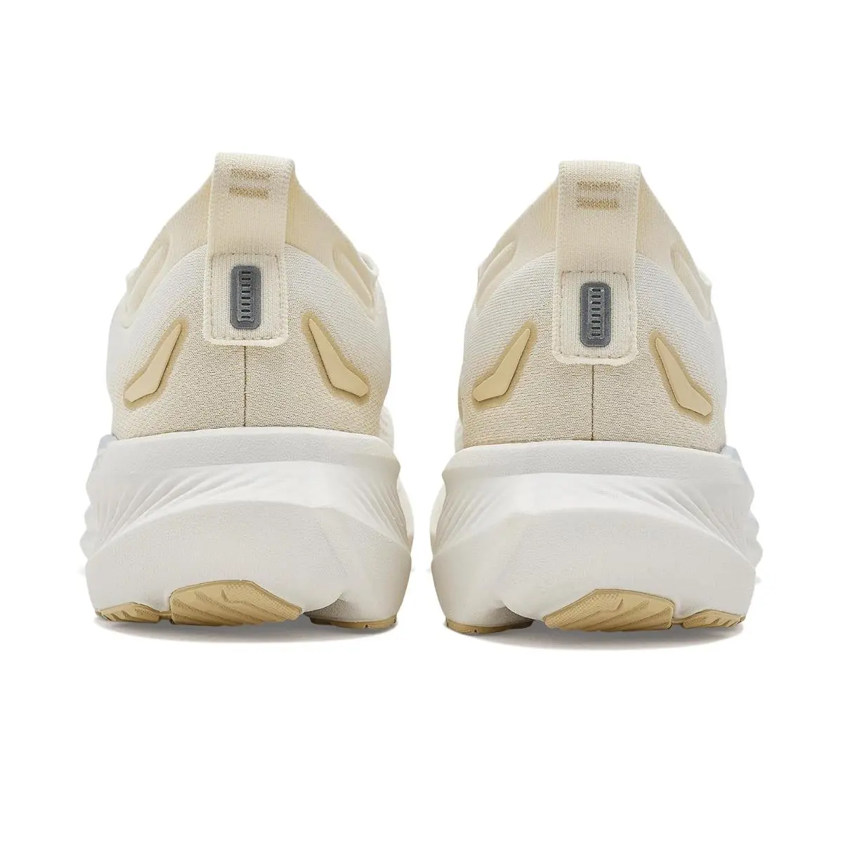 Brooks shoes - Coconut/Sand/Skyway 5